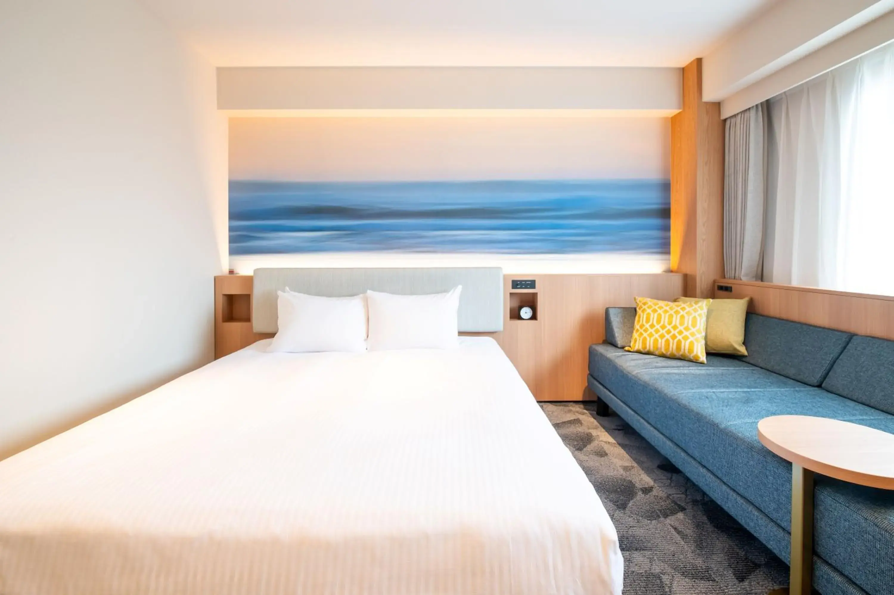 Deluxe Double Room - Non-Smoking in Richmond Hotel Miyazakiekimae Deluxe Double Room - Non-Smoking in Richmond Hotel Miyazakiekimae