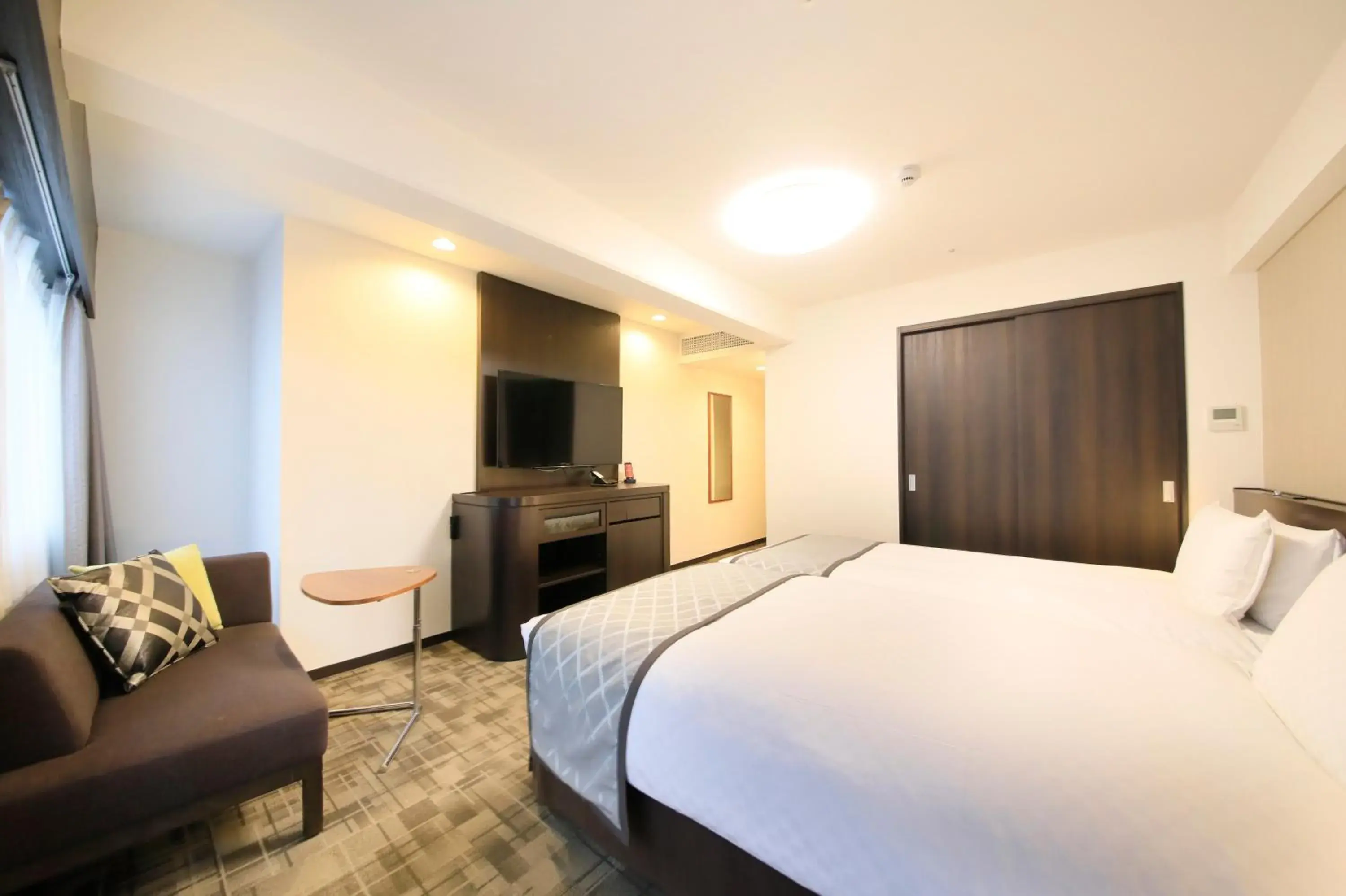 Bed in Richmond Hotel Higashi Osaka Bed in Richmond Hotel Higashi Osaka