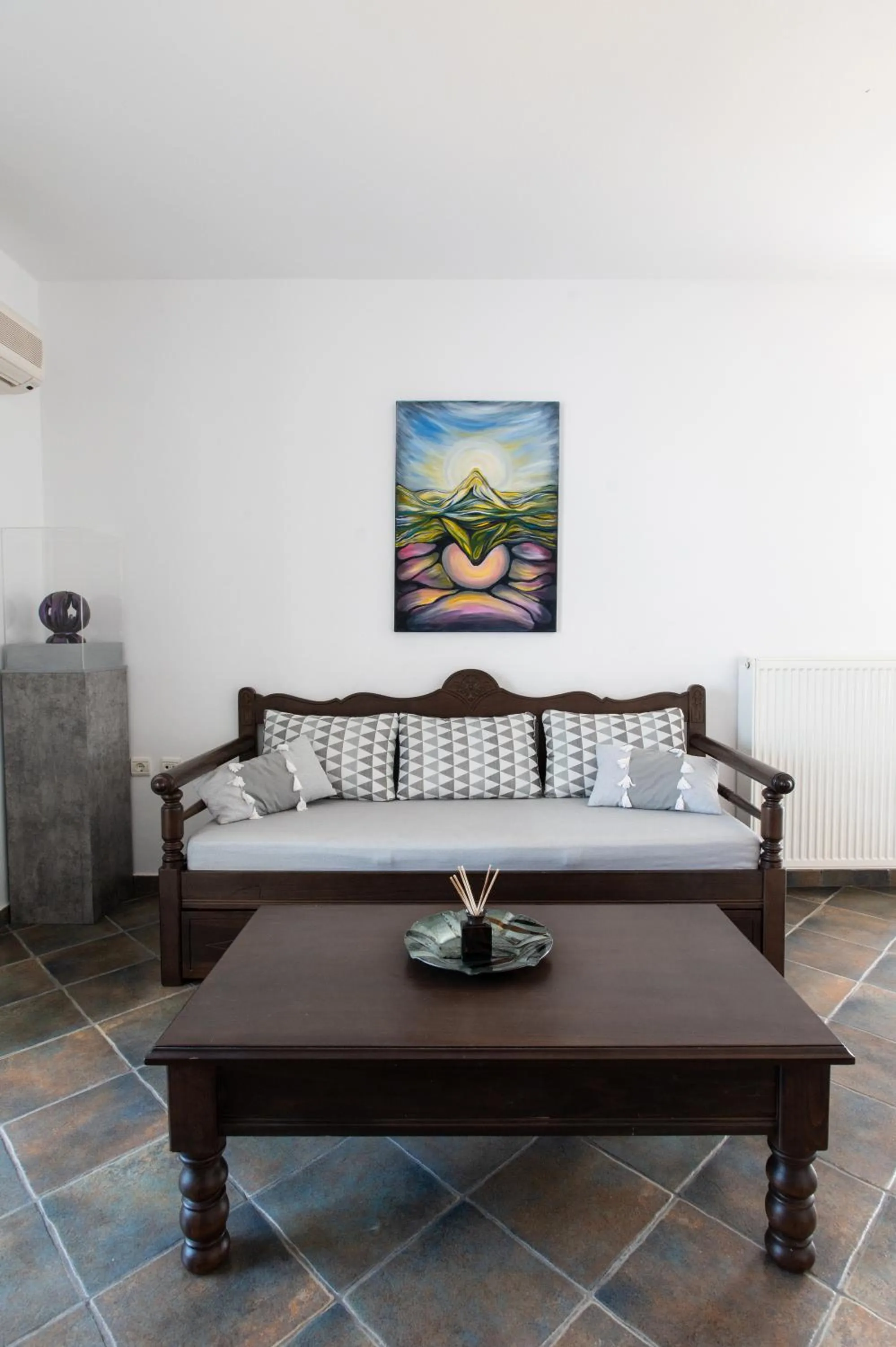 Living room in Sea Lilies Suites