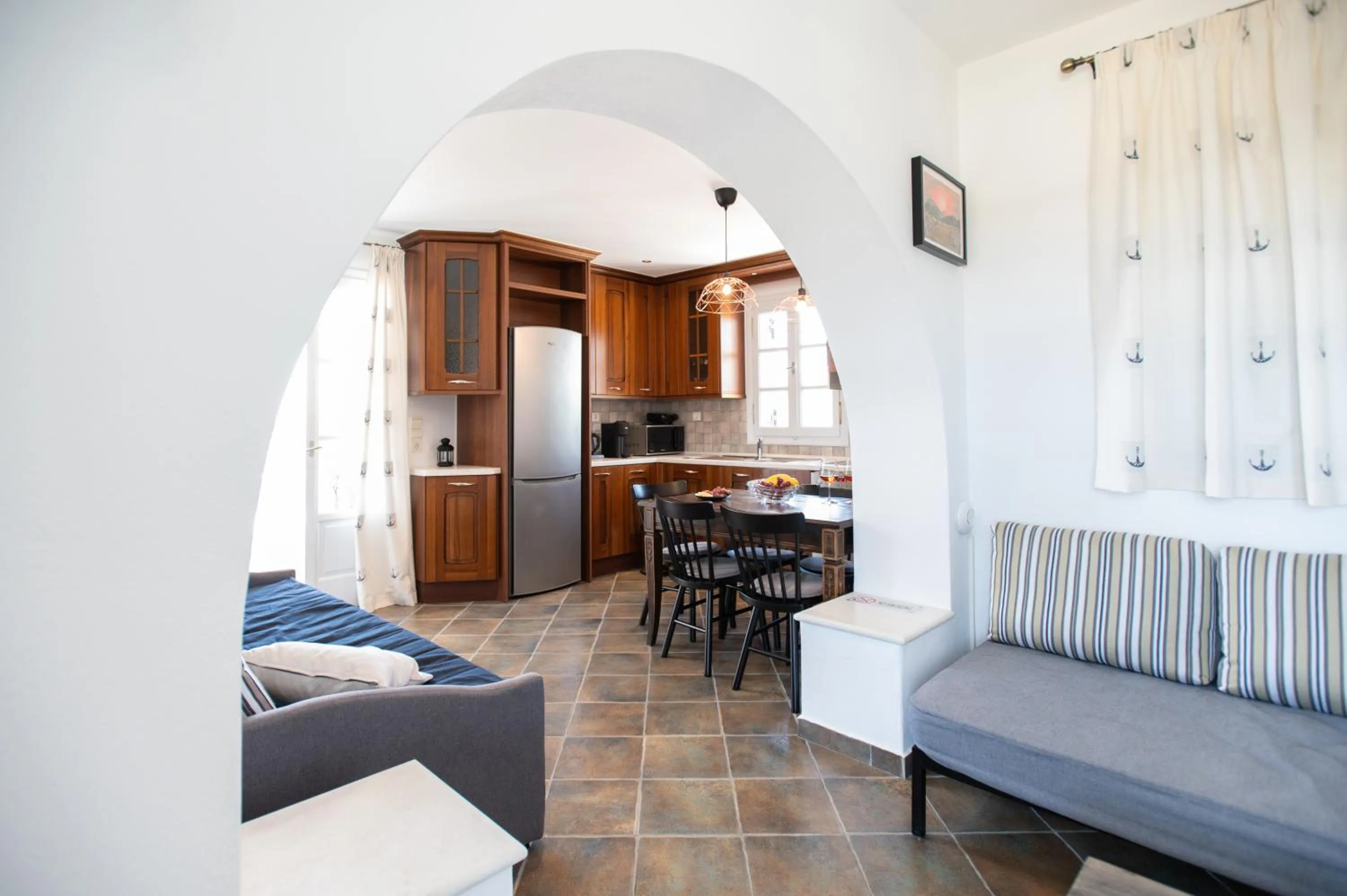 Seating area in Sea Lilies Suites