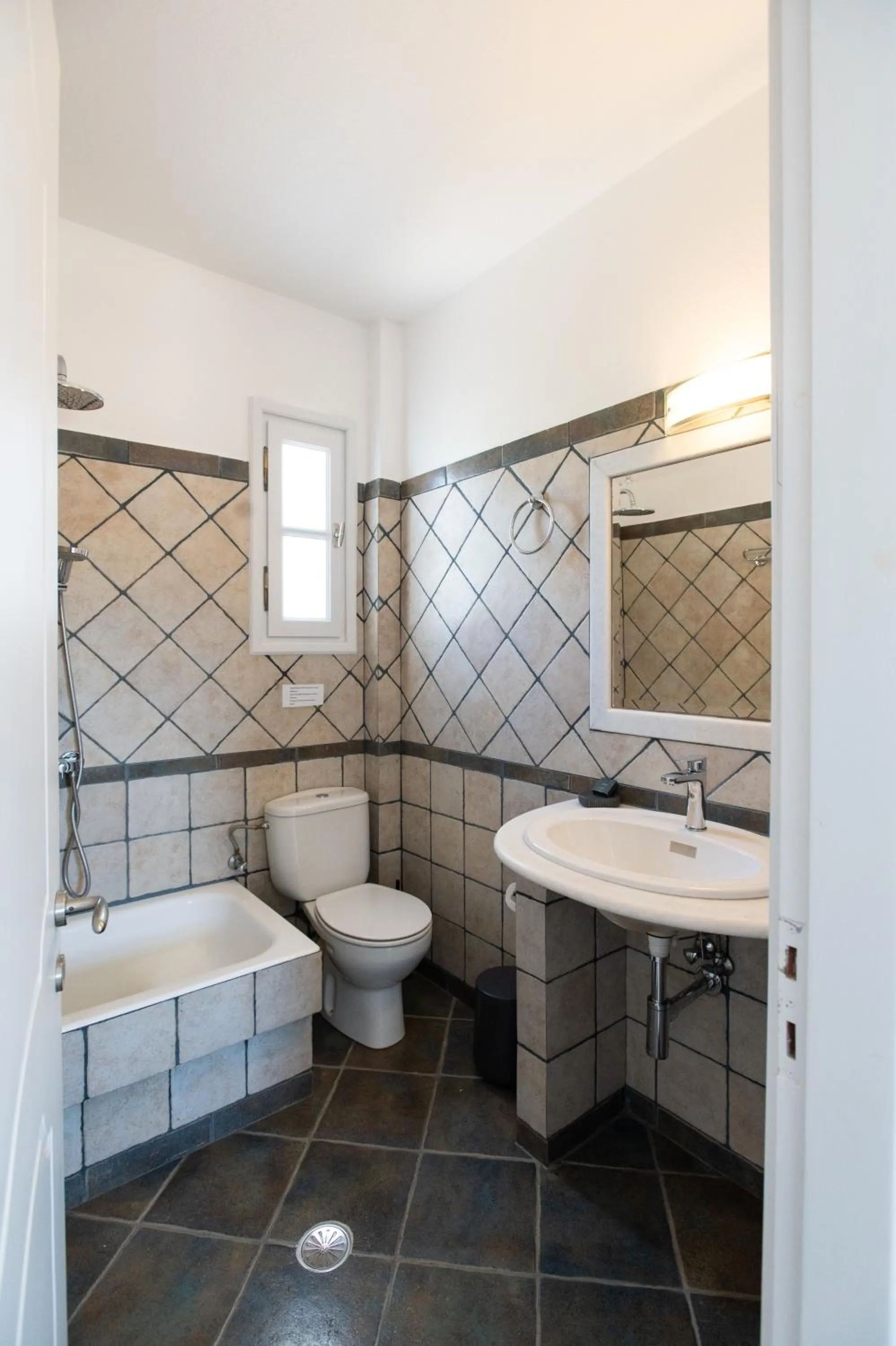 Bathroom in Sea Lilies Suites