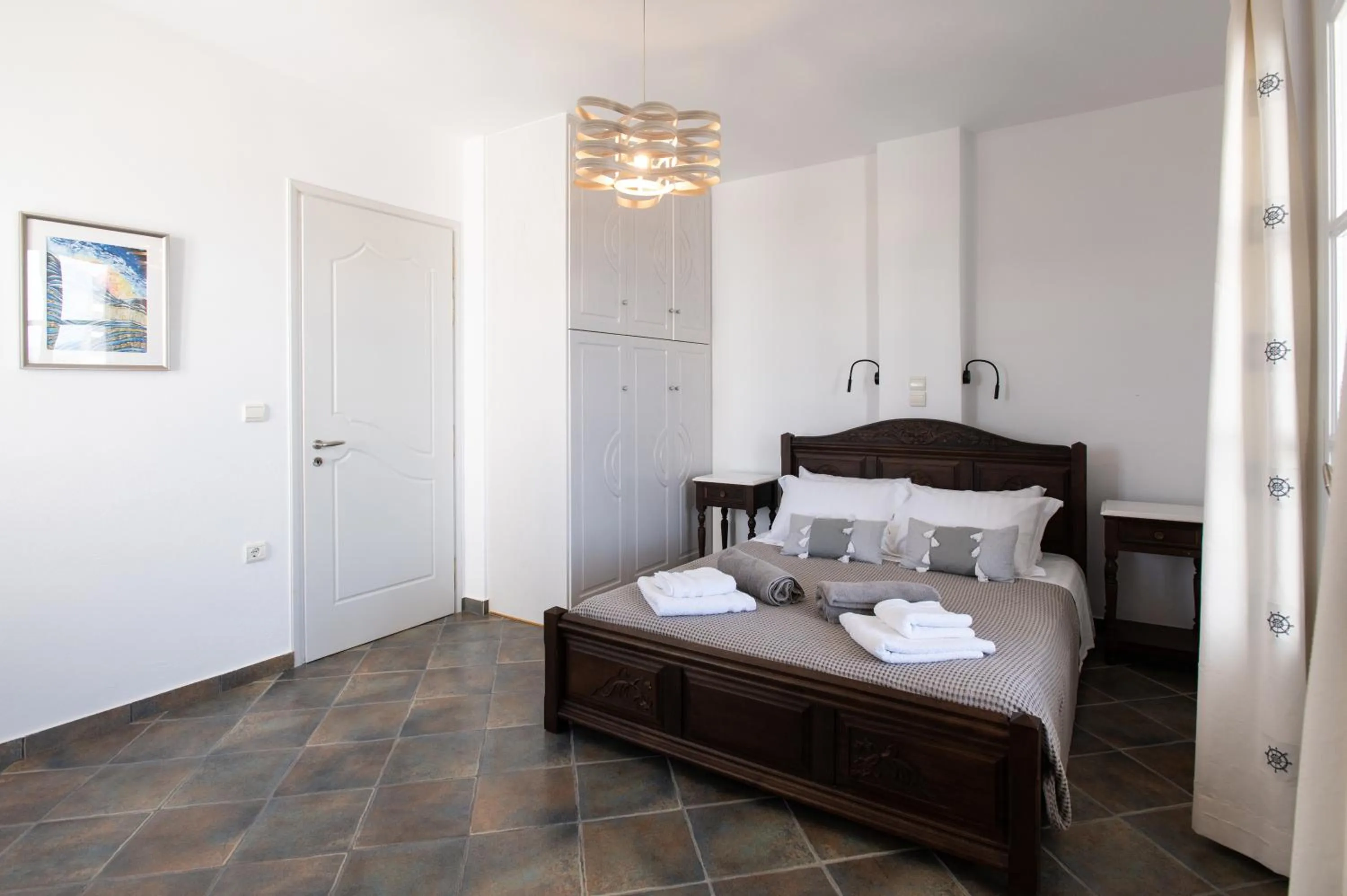 Bed in Sea Lilies Suites