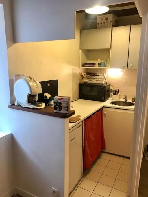 Kitchen or kitchenette in LOVELY DUPLEX in the center of FONTAINEBLEAU