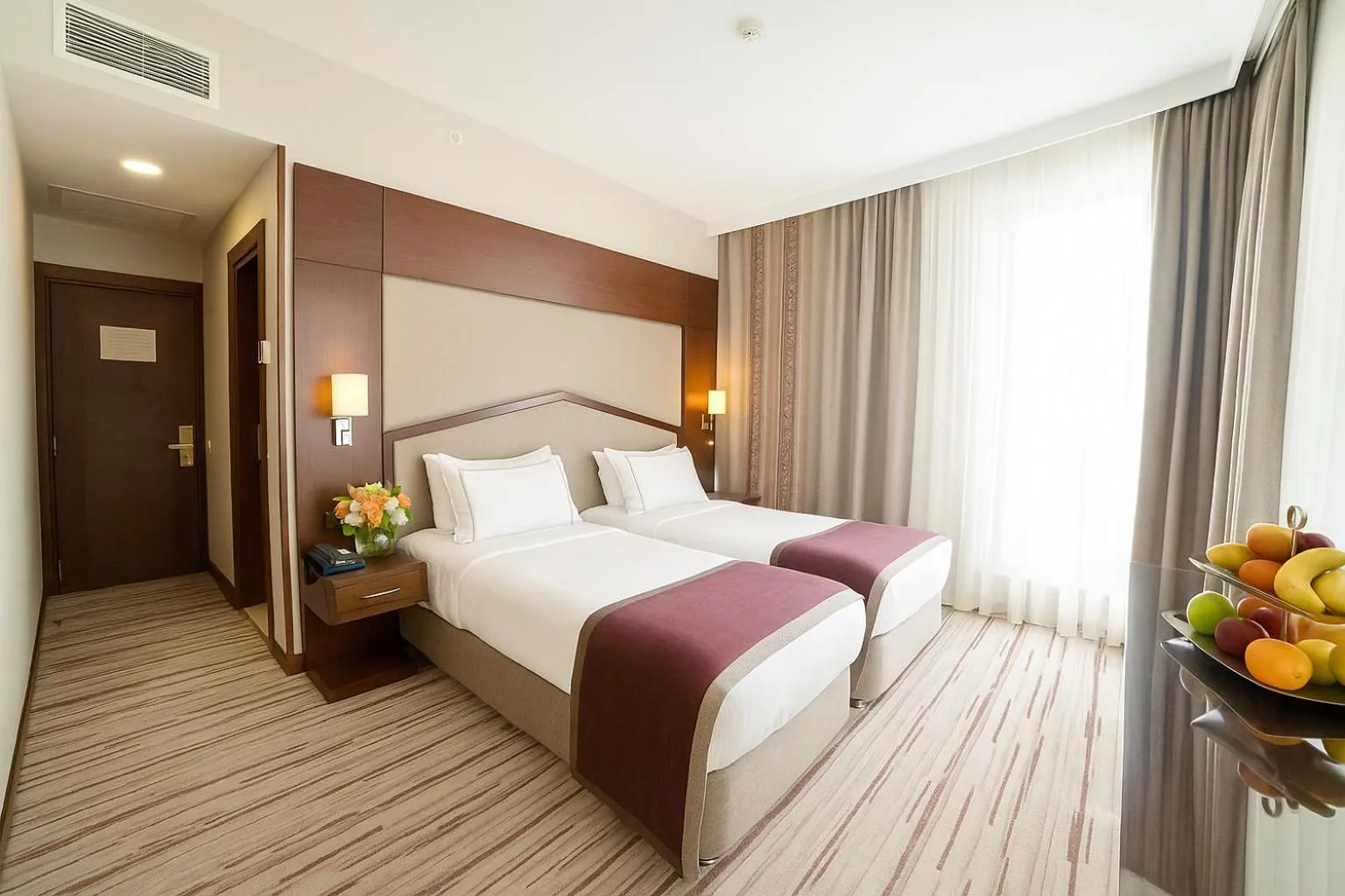 Bed in Taksim Gonen Hotel