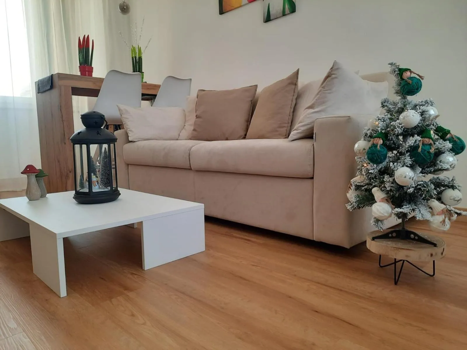 Seating area in Natural Mente