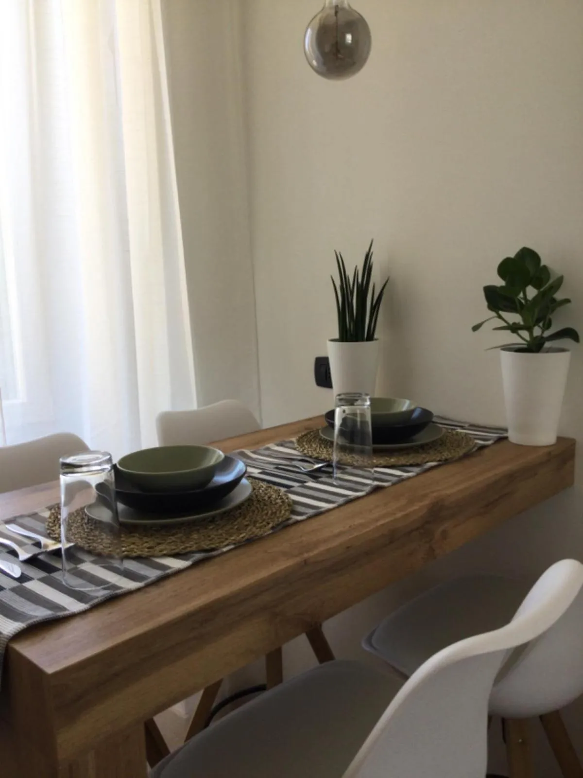 Dining area in Natural Mente
