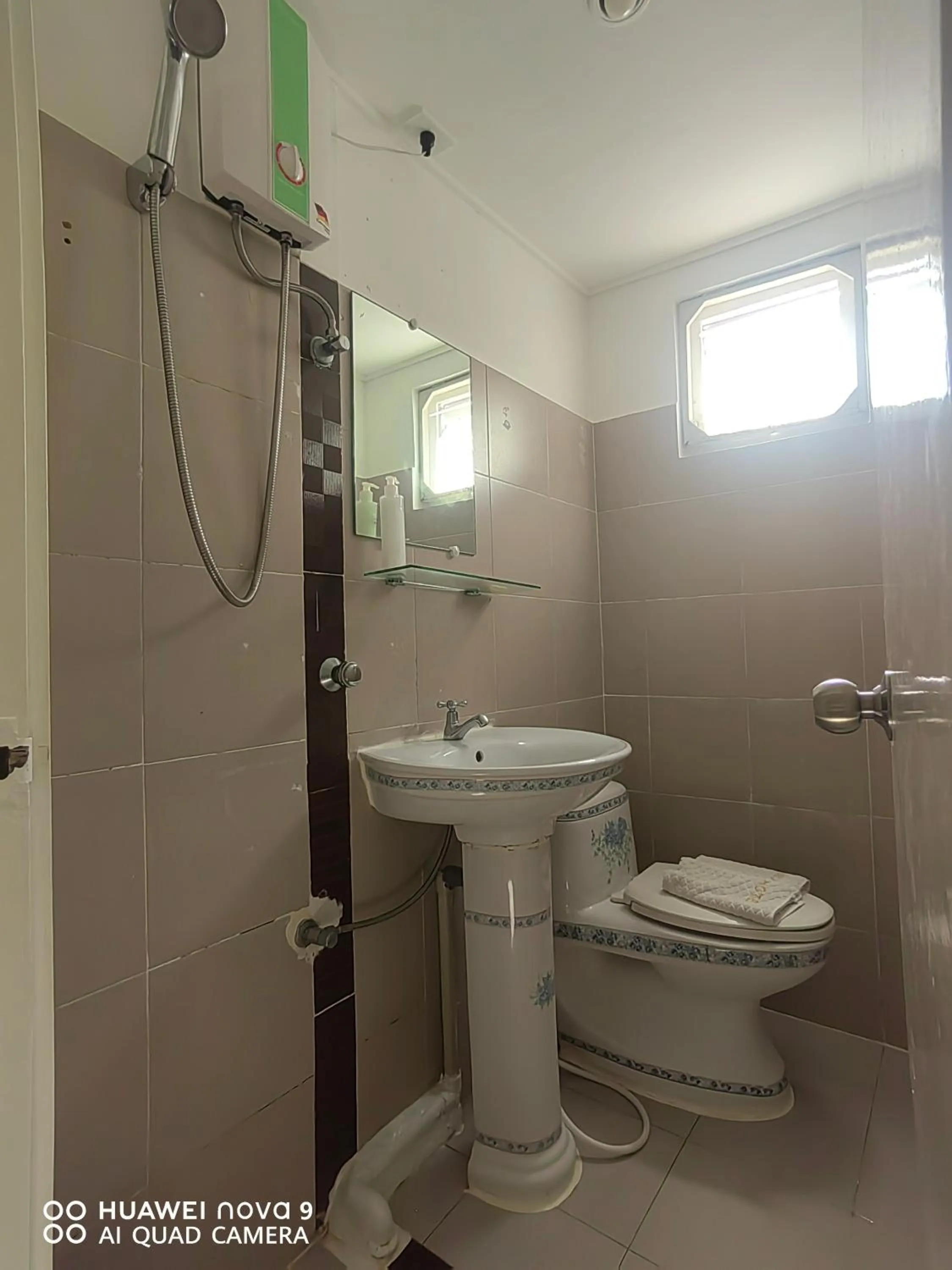 Shower in Mecasa Hotel