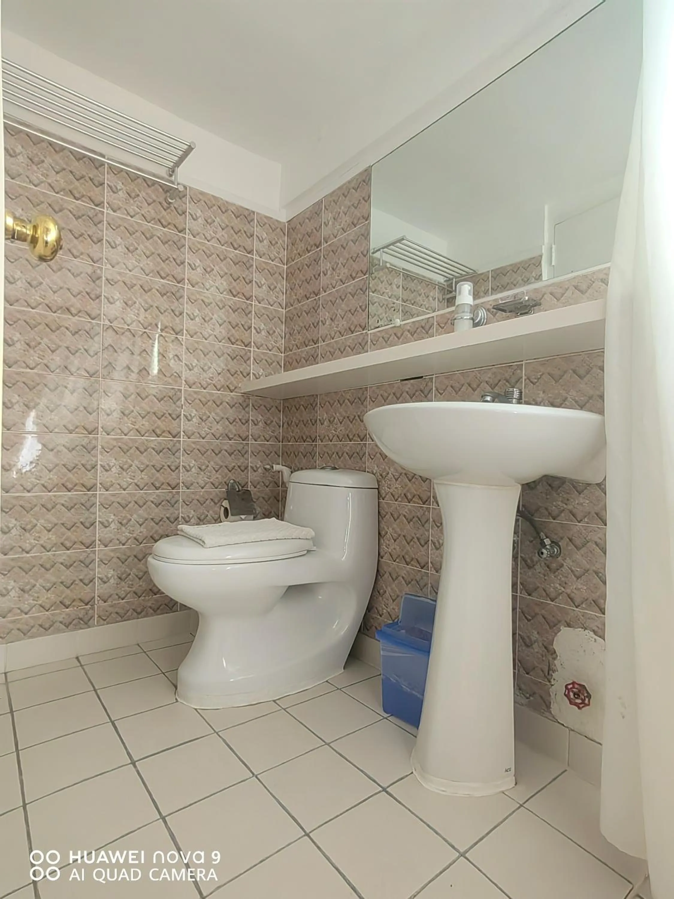 Shower in Mecasa Hotel