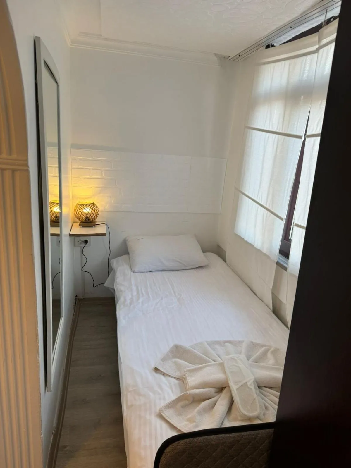 Bed in Hotel Antique