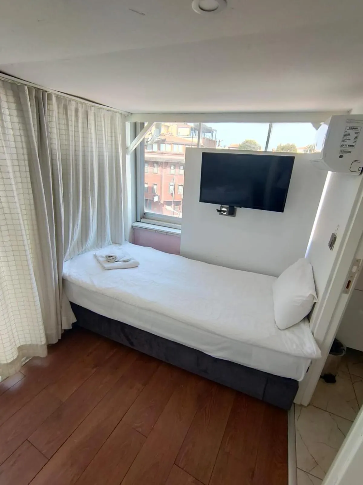 Bed in Hotel Antique