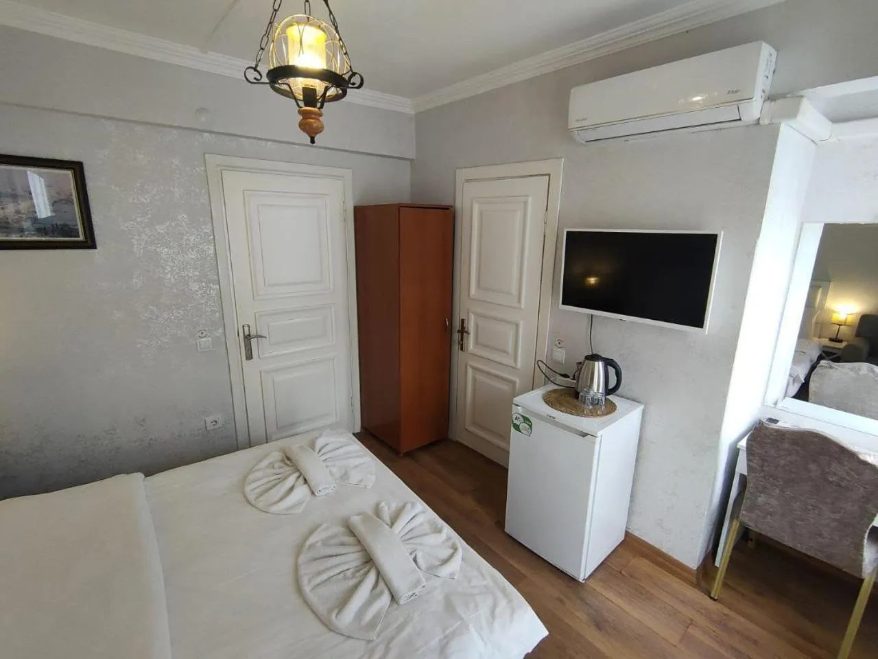 Bed in Hotel Antique