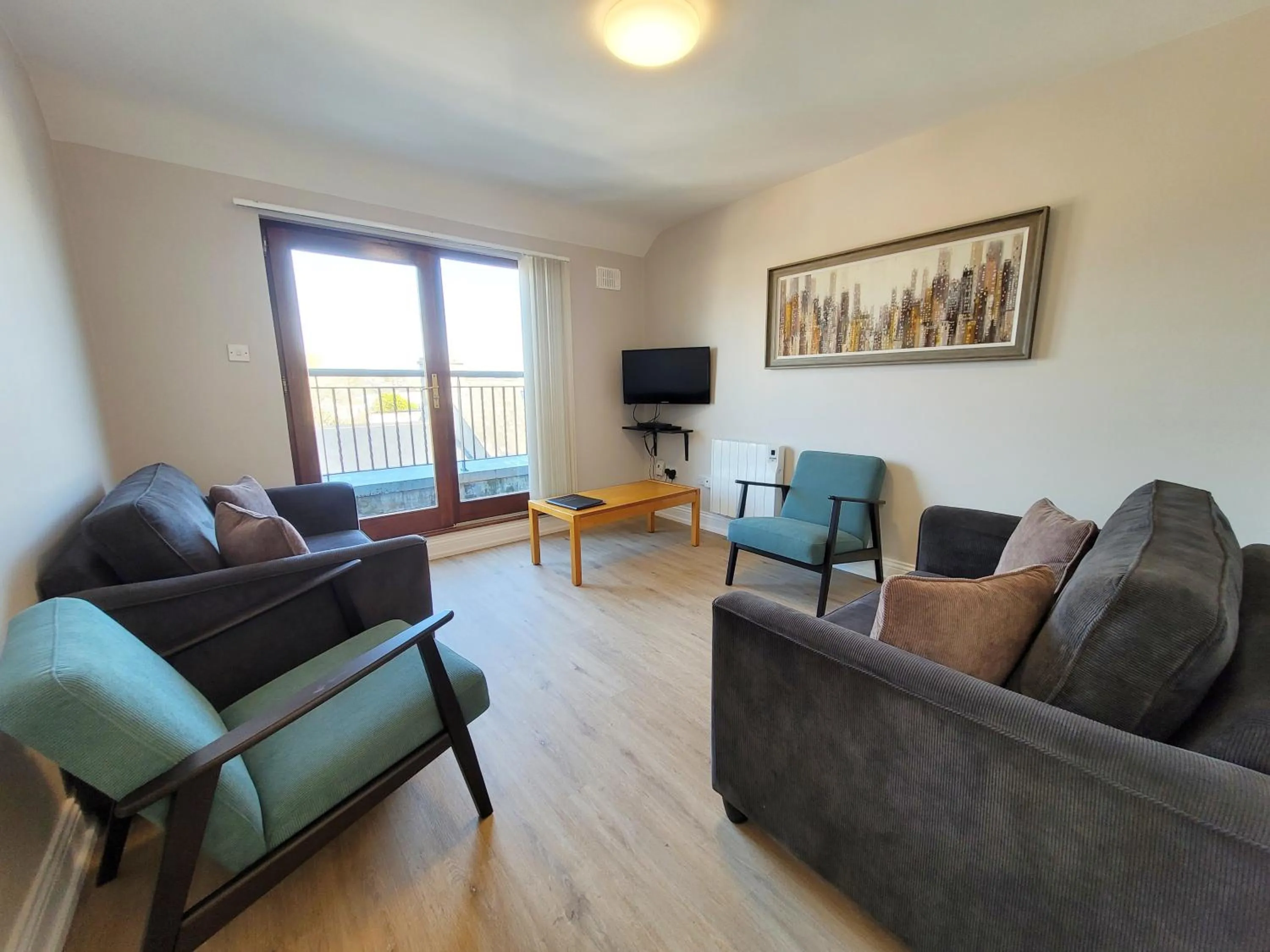 Donegan Court Aparthotel