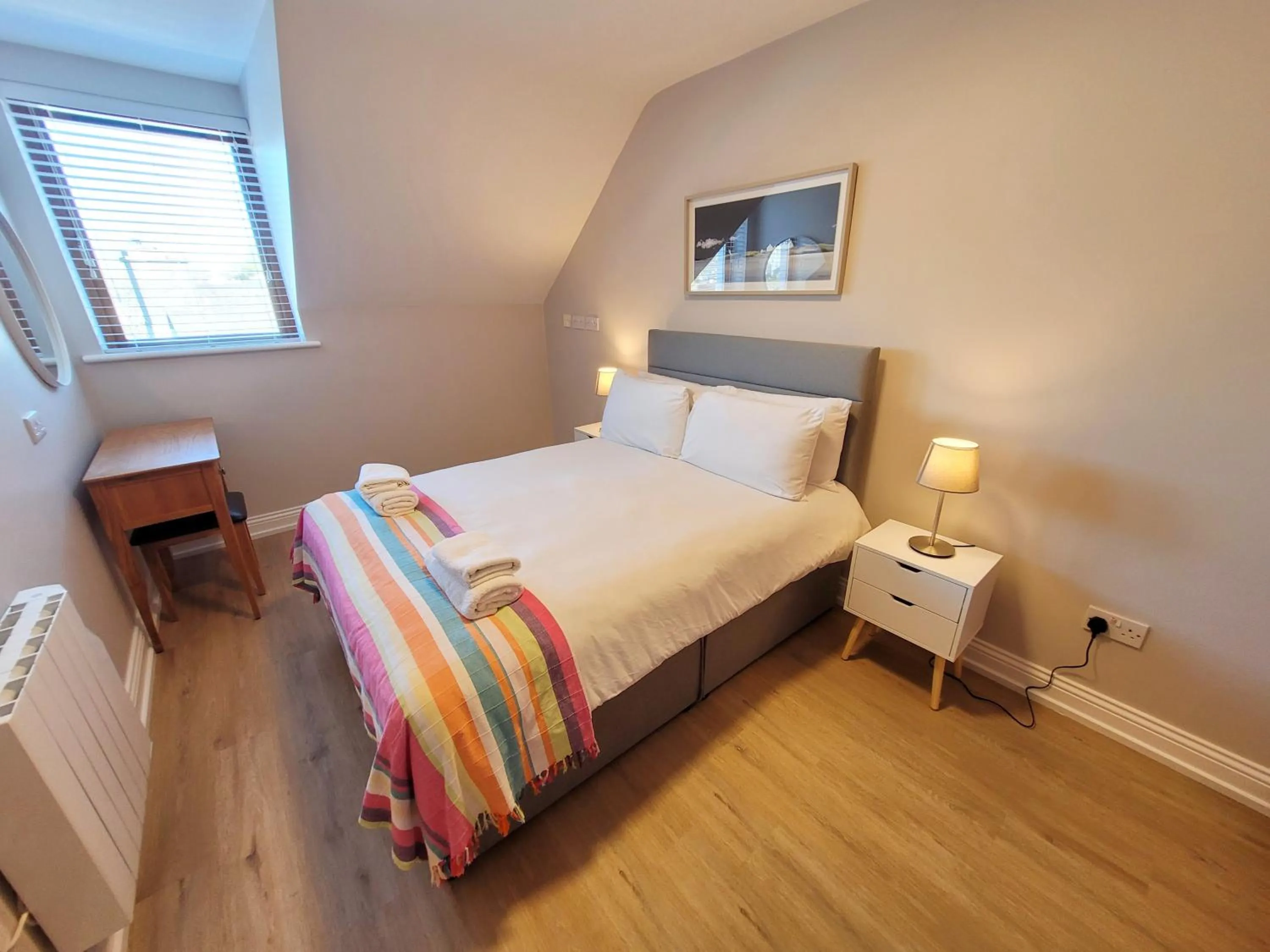 Bed in Donegan Court Aparthotel