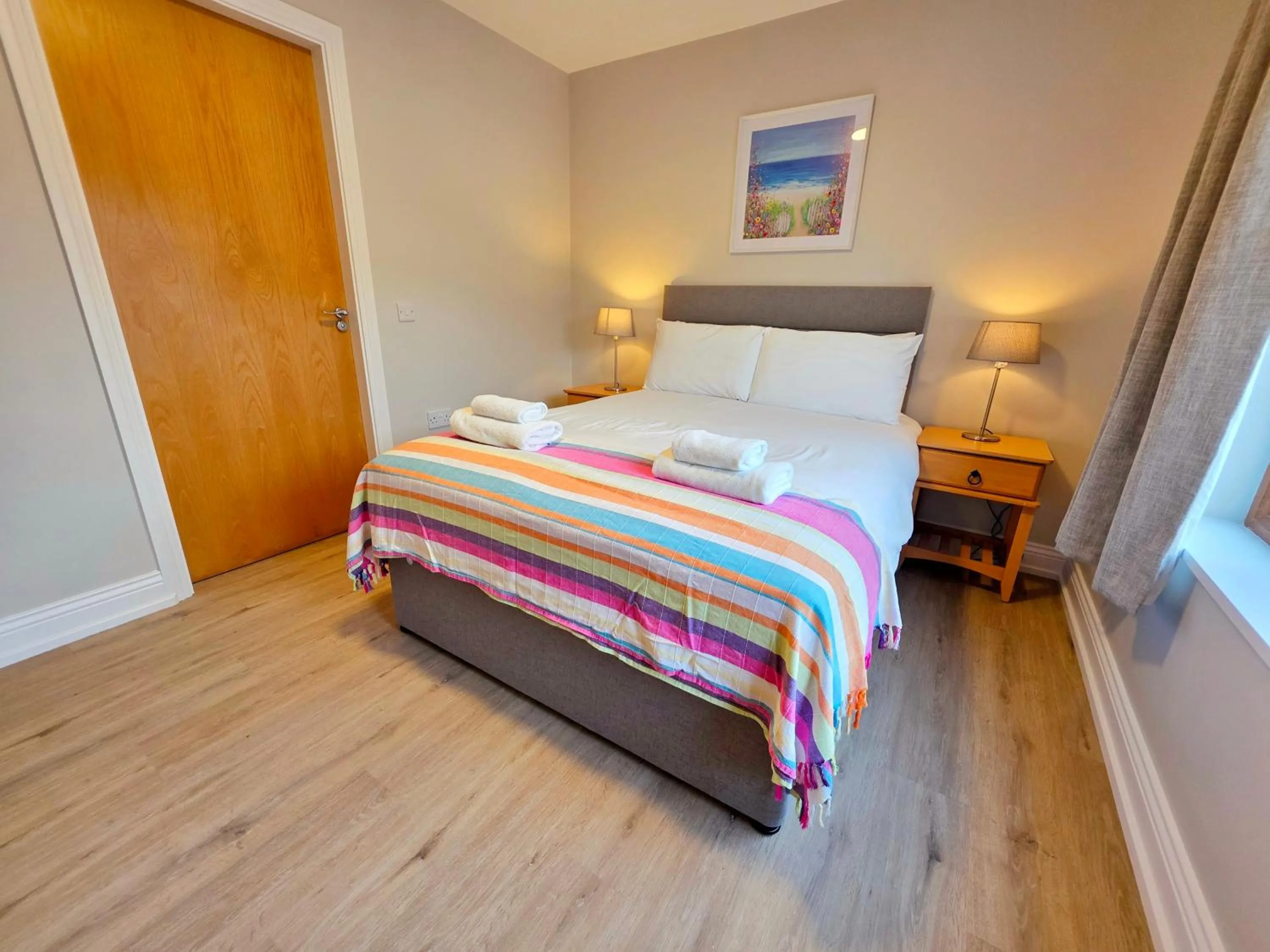 Bed in Donegan Court Aparthotel