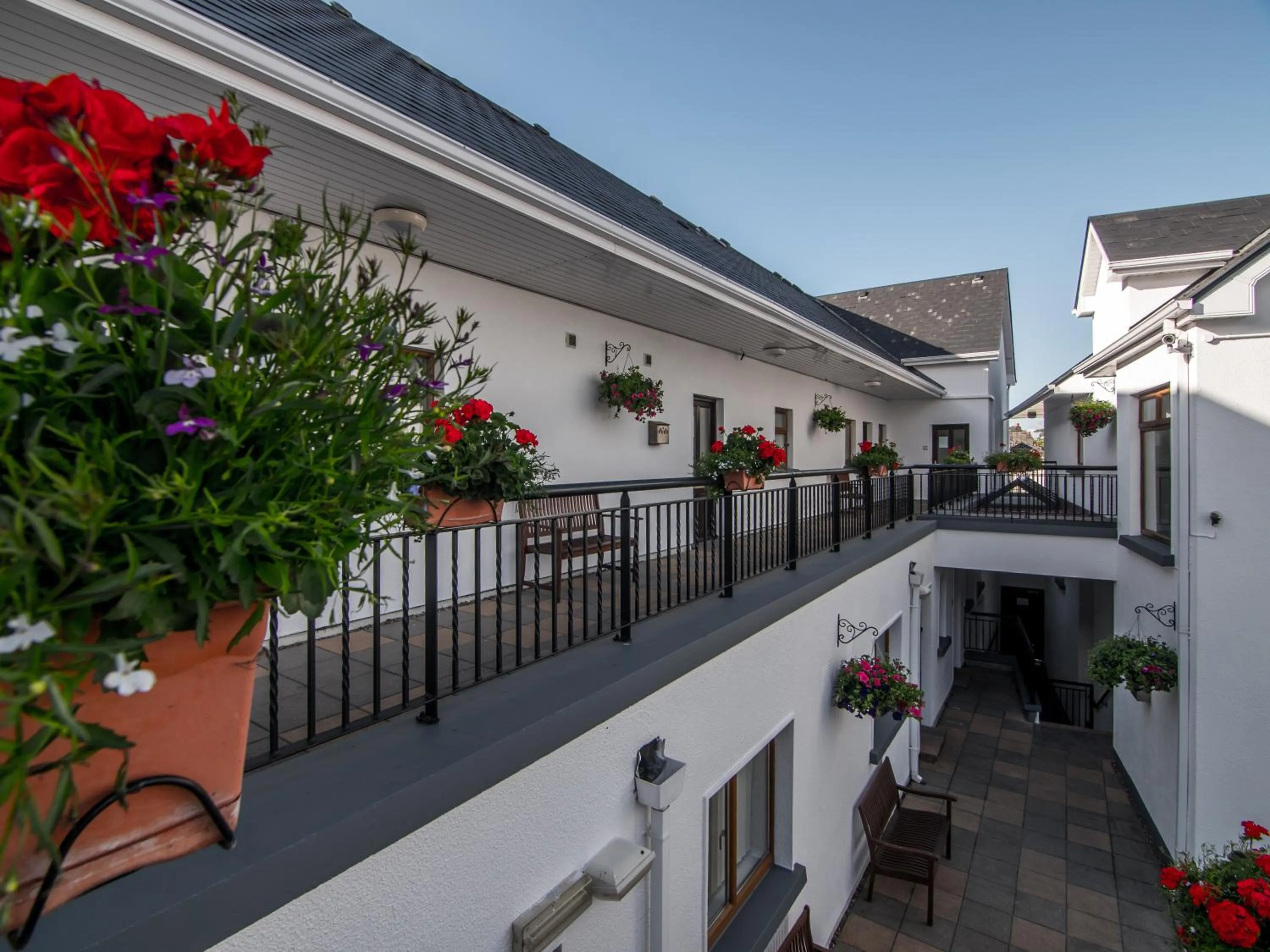 Balcony/Terrace in Donegan Court Aparthotel
