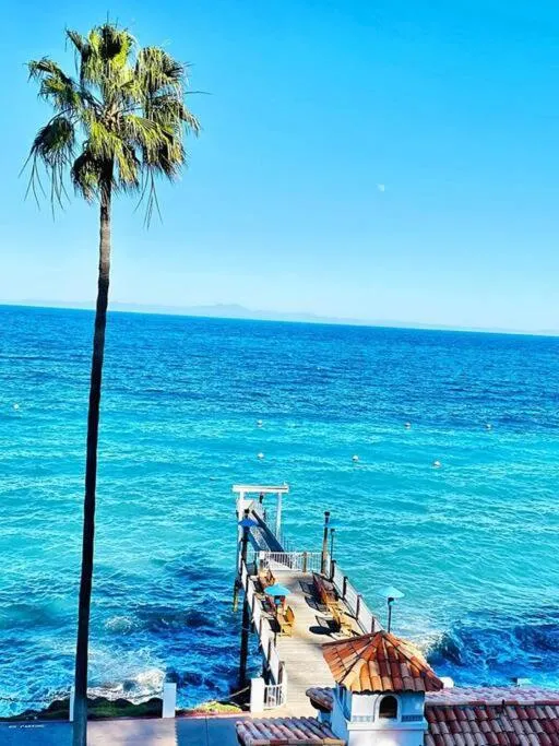 Modern Hamilton Cove Villa w/golf cart