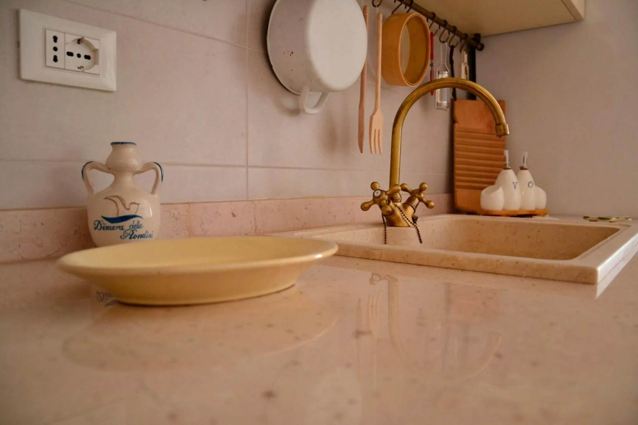 Decorative detail in Dimora delle Rondini