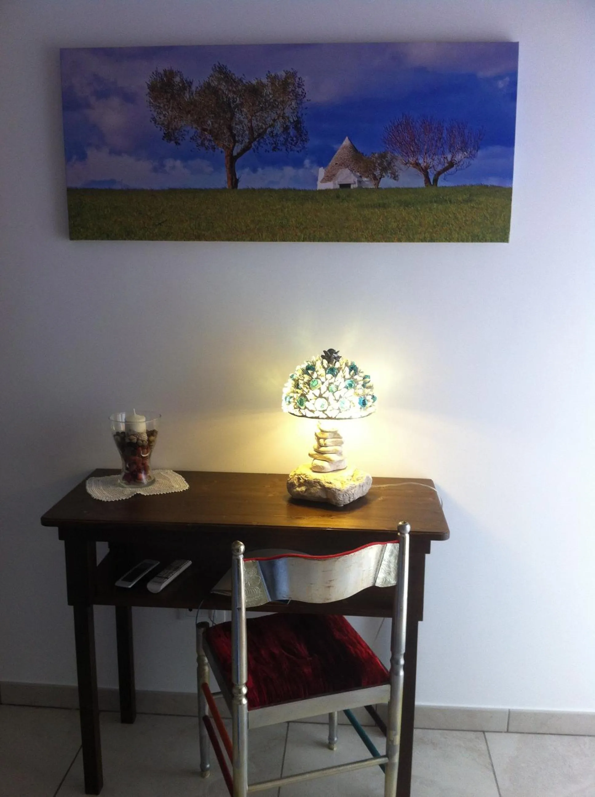 Decorative detail in Dimora delle Rondini