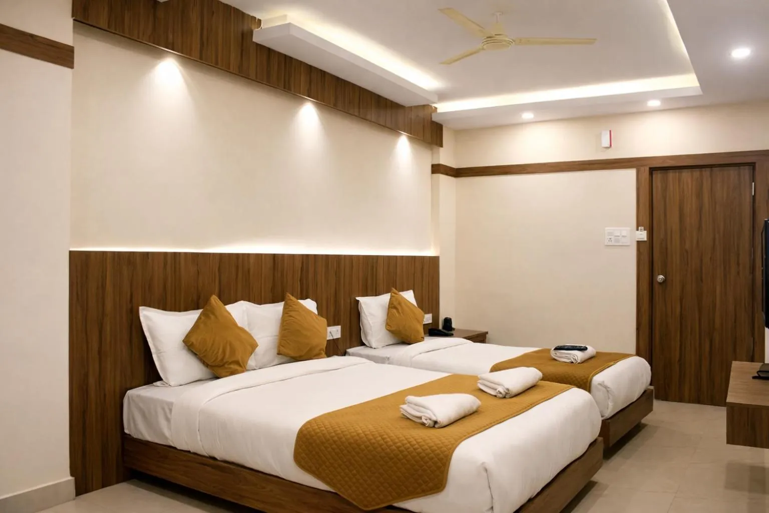 Bed in Hotel Sakura Inn