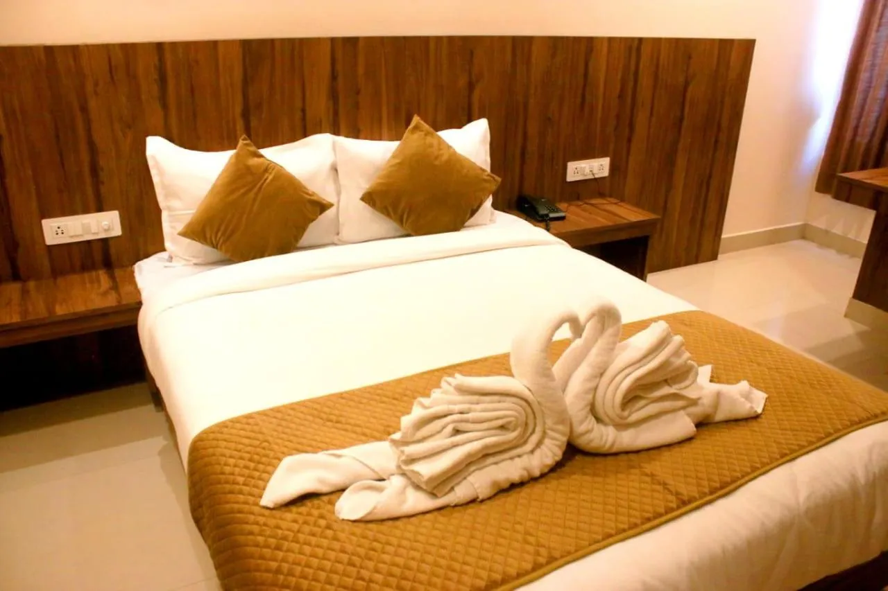 Bed in Hotel Sakura Inn