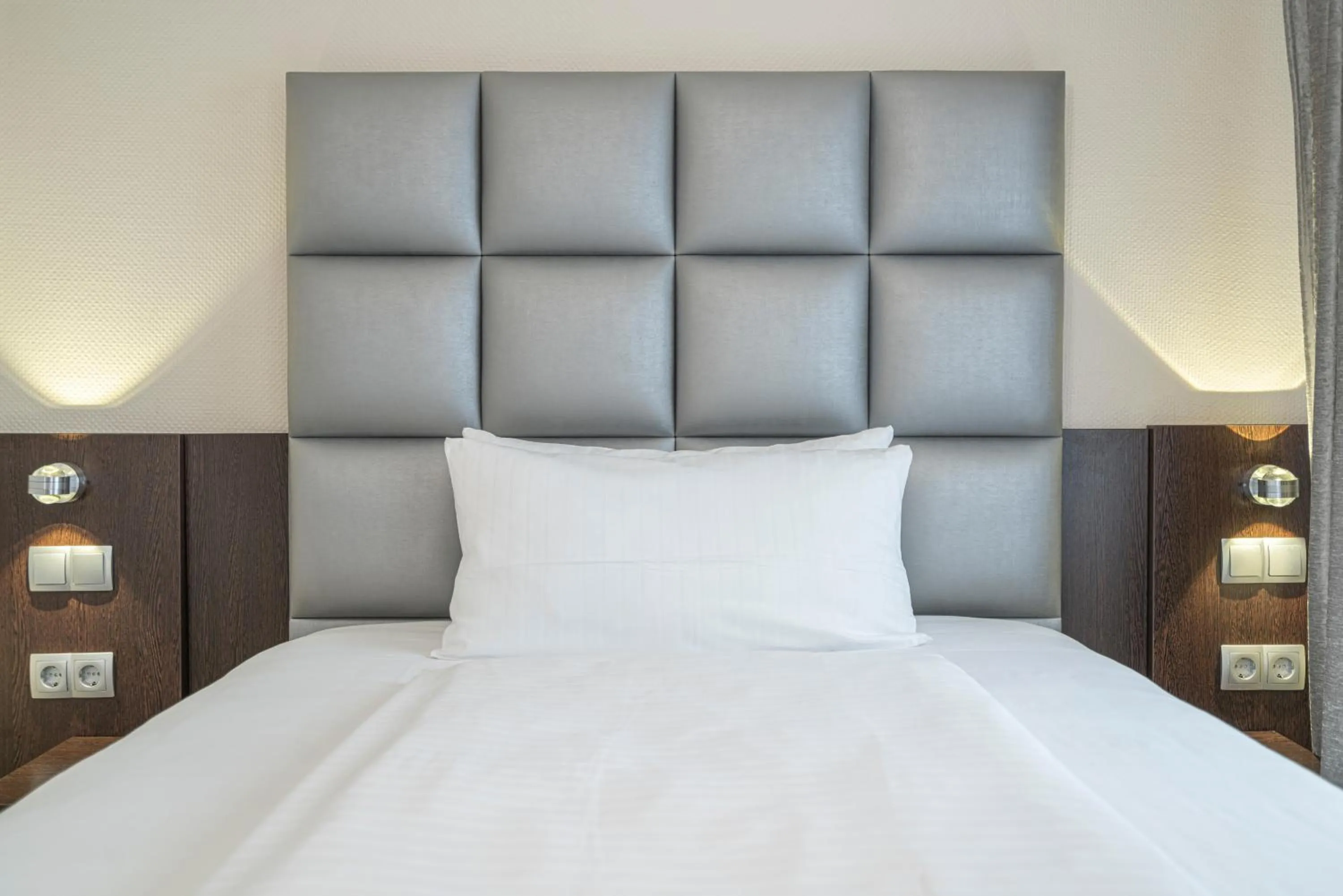 Bed in NP Hotel Königshof