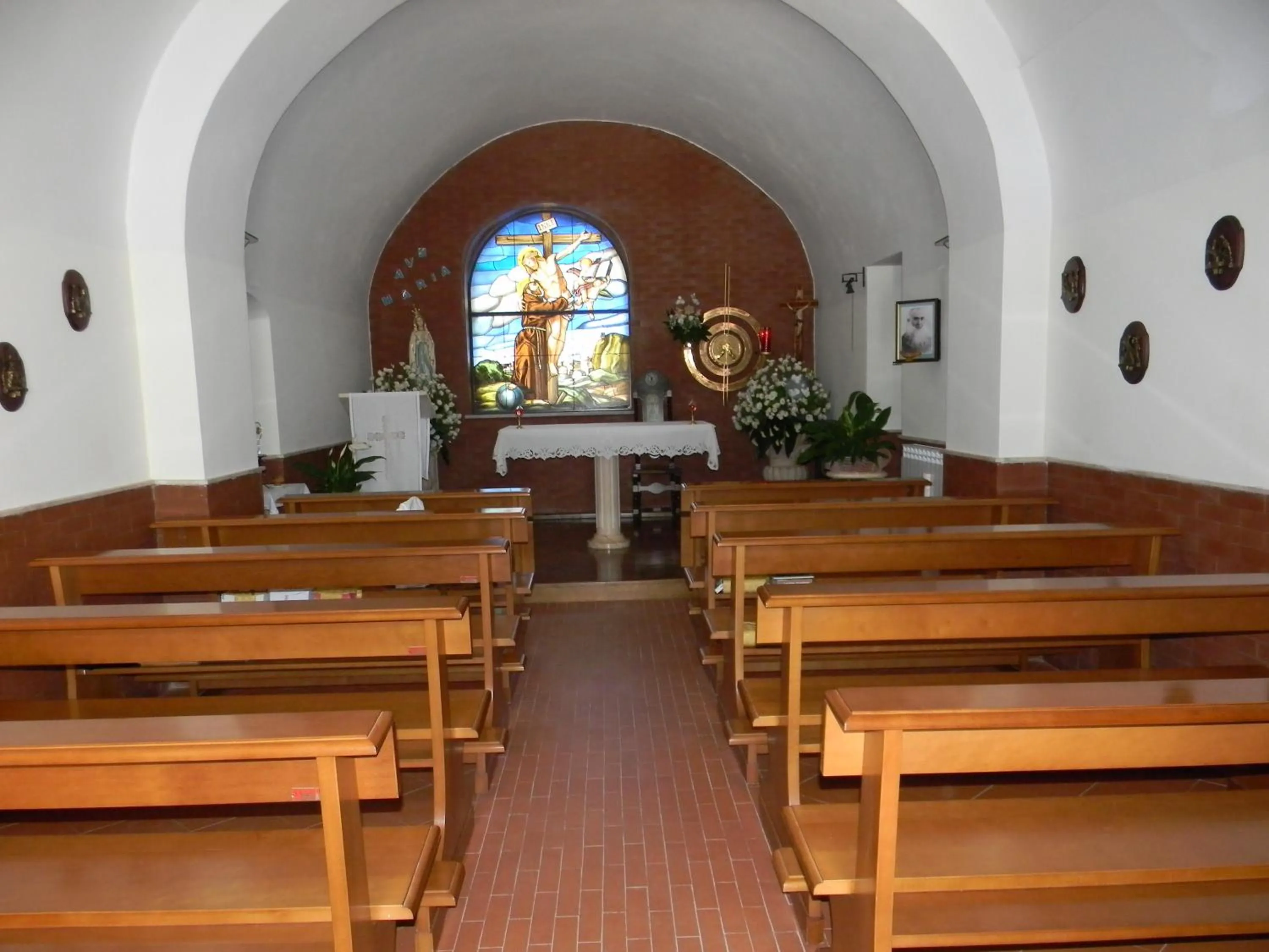 Decorative detail in Oasi Madre della Pace