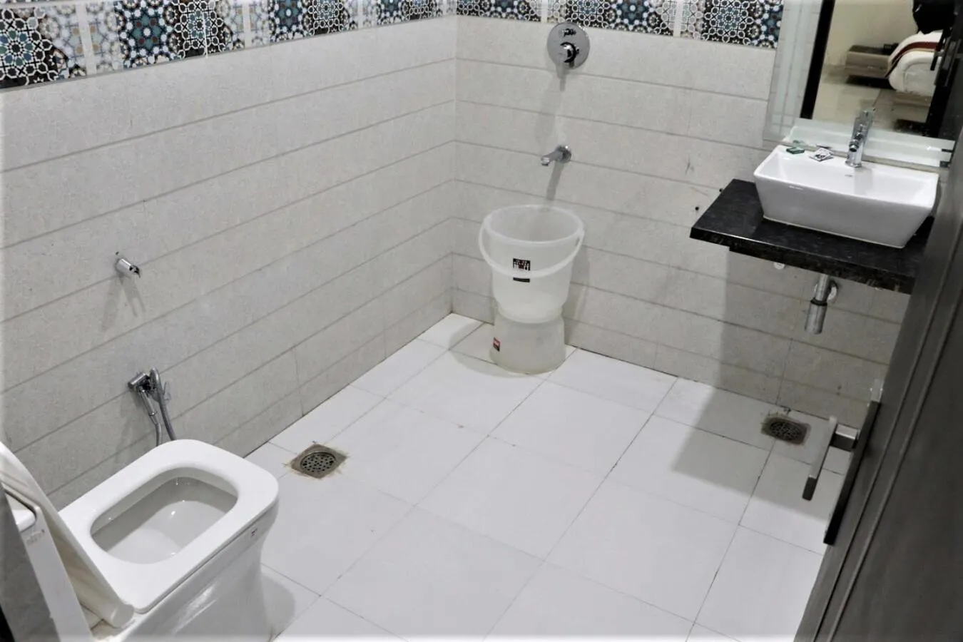 Bathroom in Hotel Blue Pine