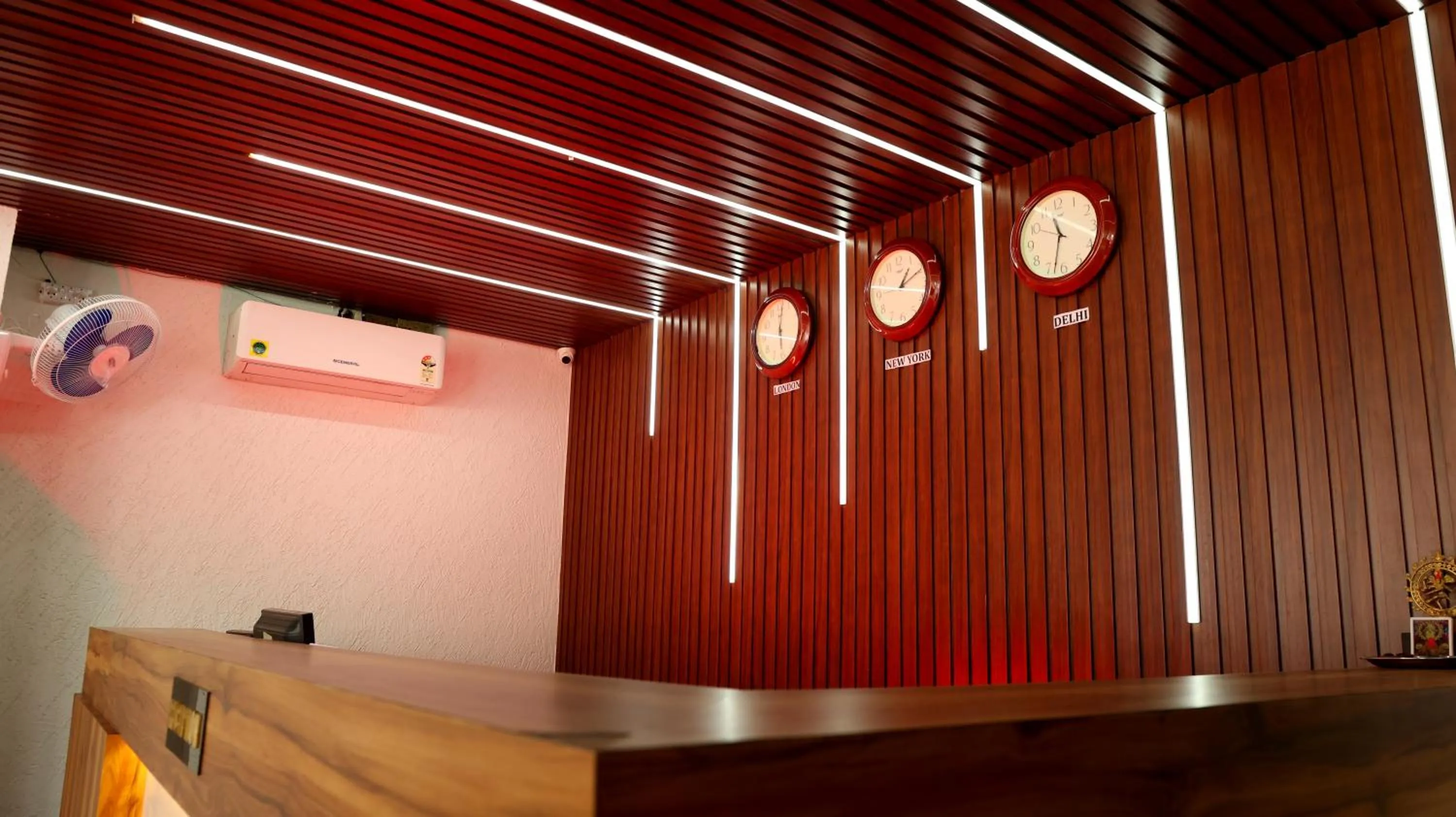 Lobby or reception in Hotel Blue Pine