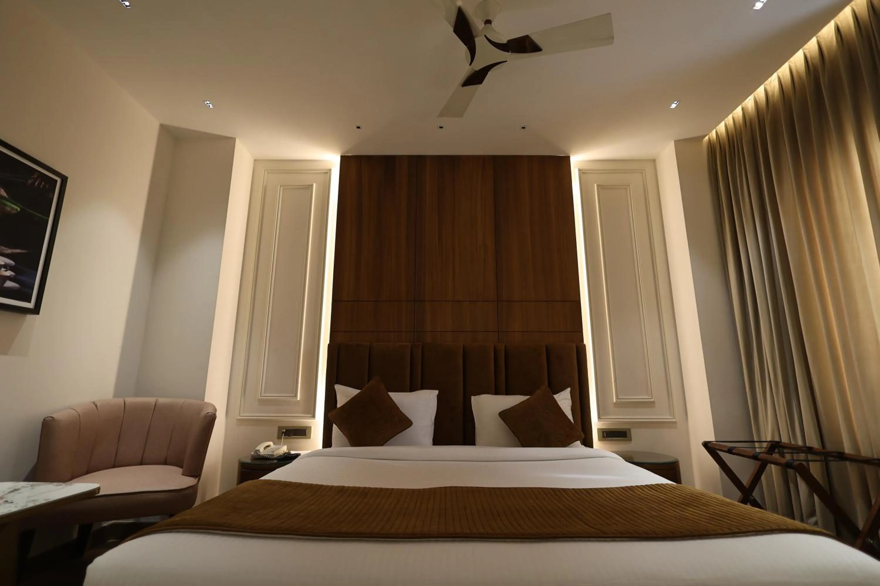 Bed in The Ramayana Hotel, Ayodhya