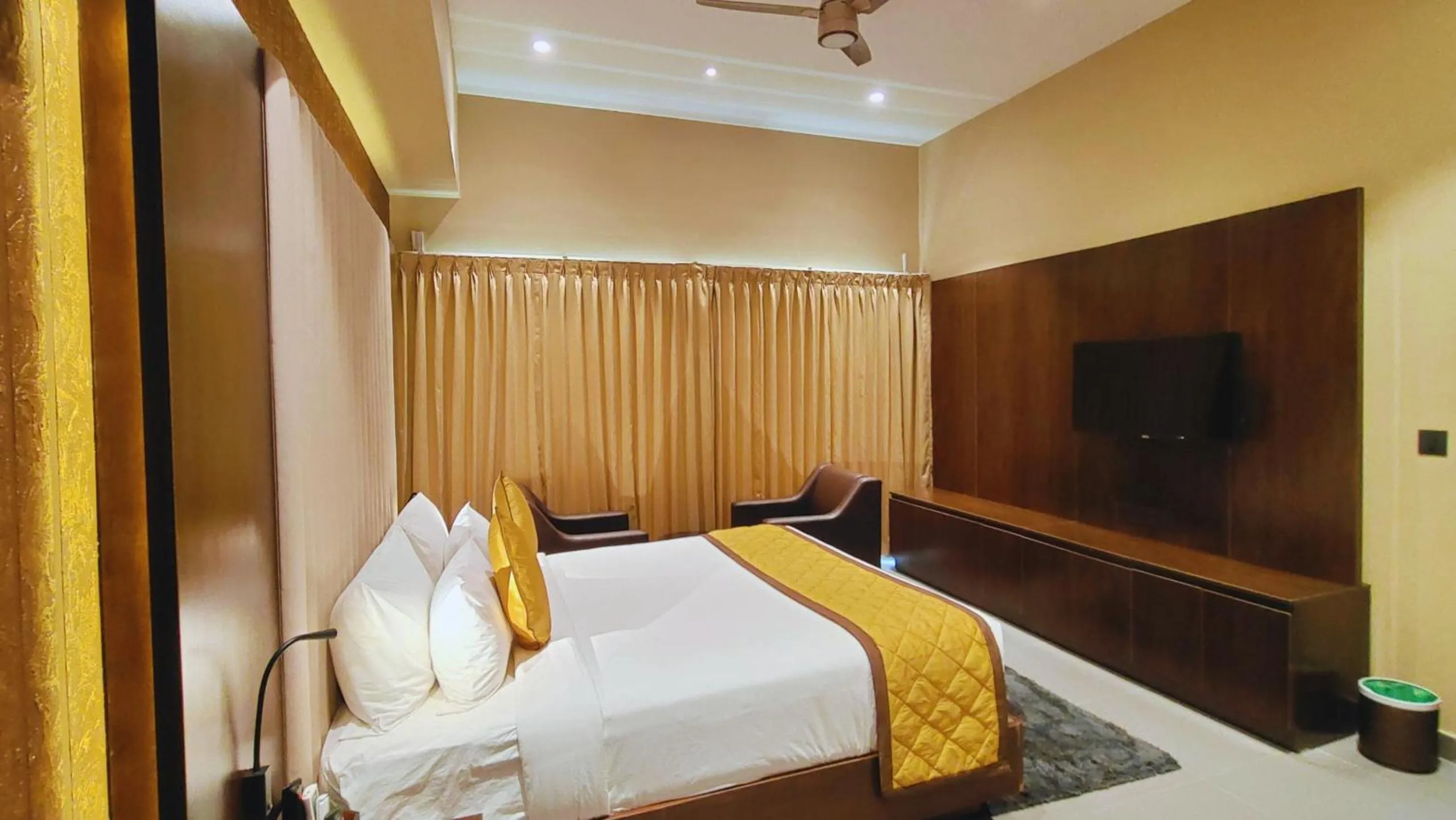 TV and multimedia in The Aurum Subrahmanya