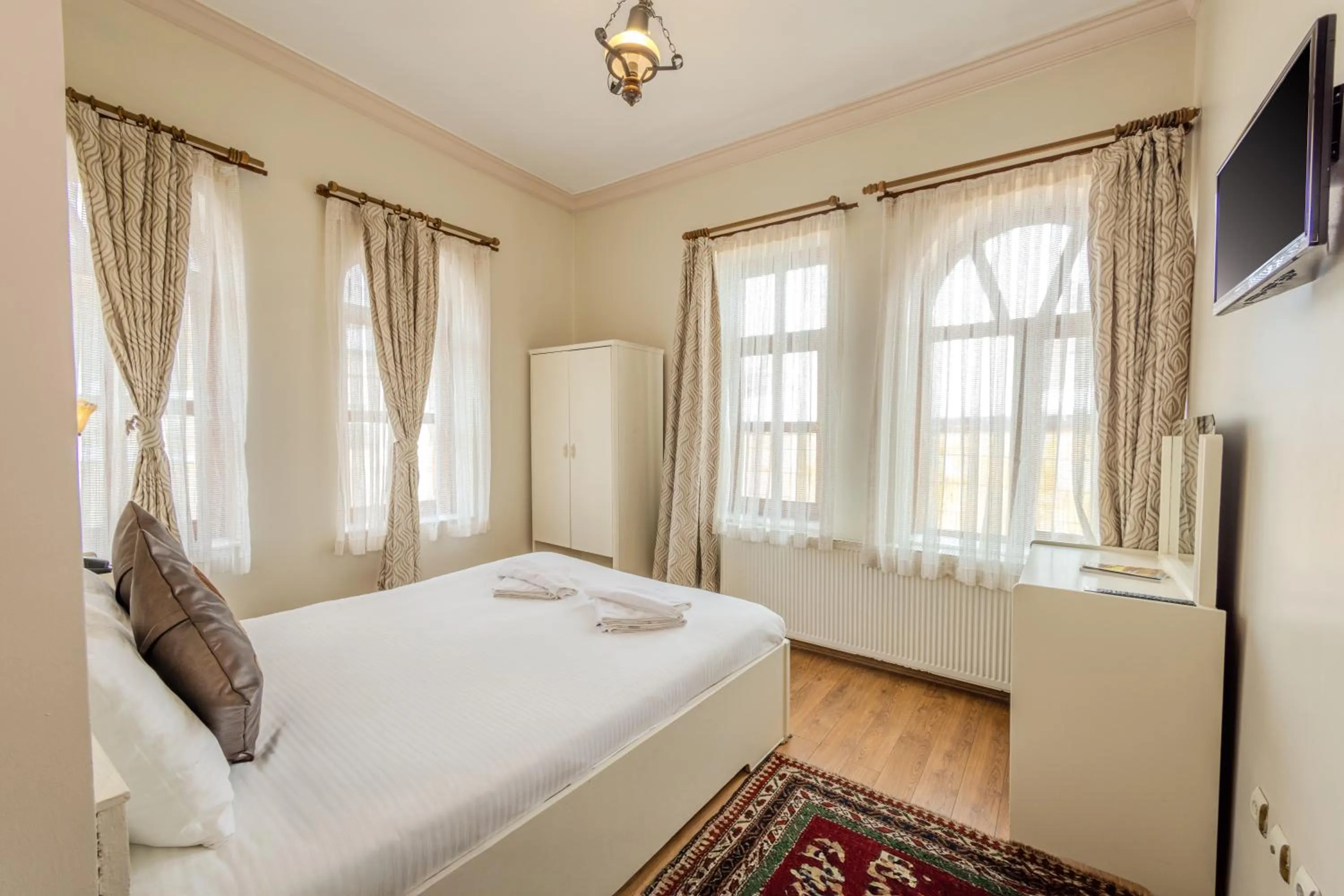 Bedroom in Akuzun Stone Hotel