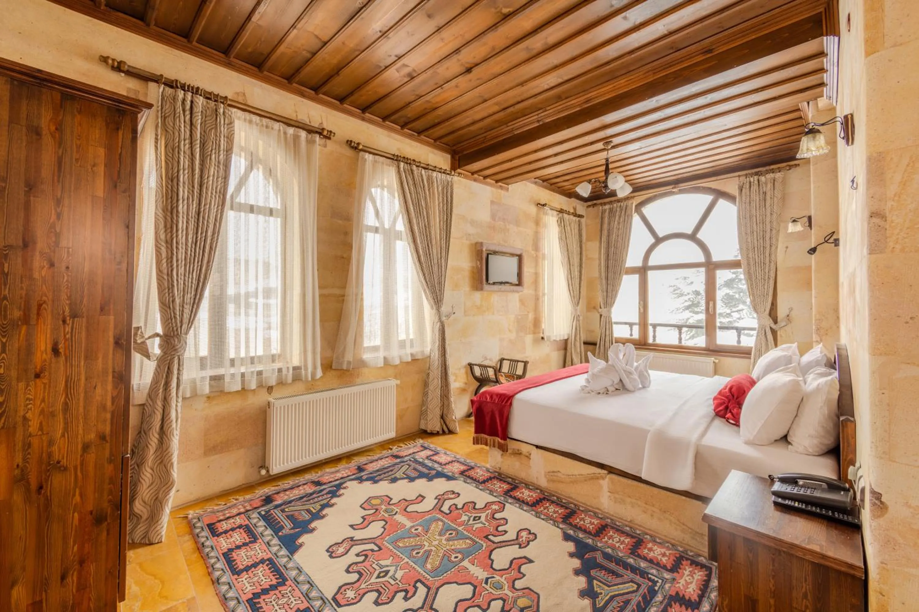 Bedroom in Akuzun Stone Hotel