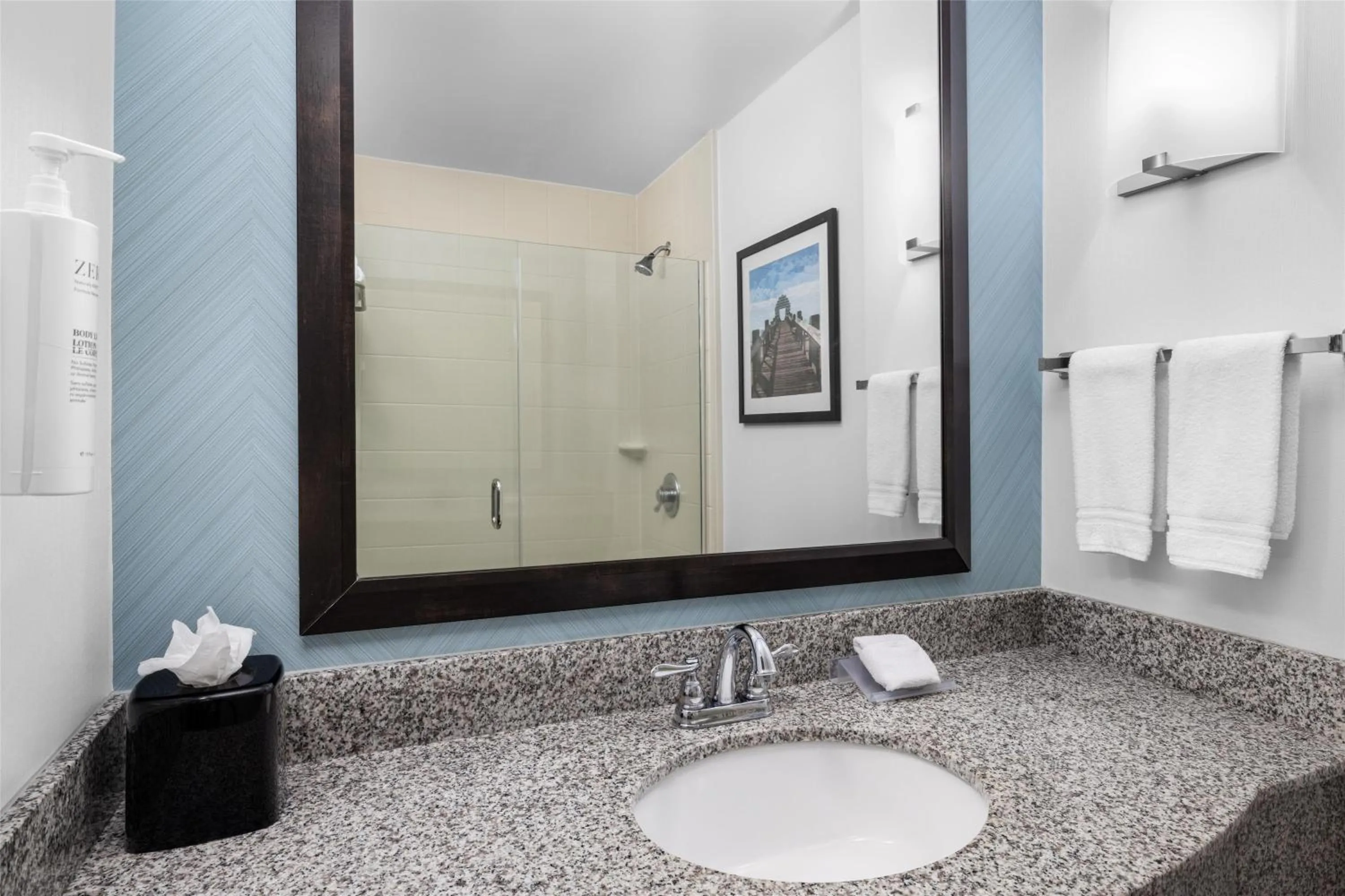 Bathroom in Hilton Garden Inn Pascagoula