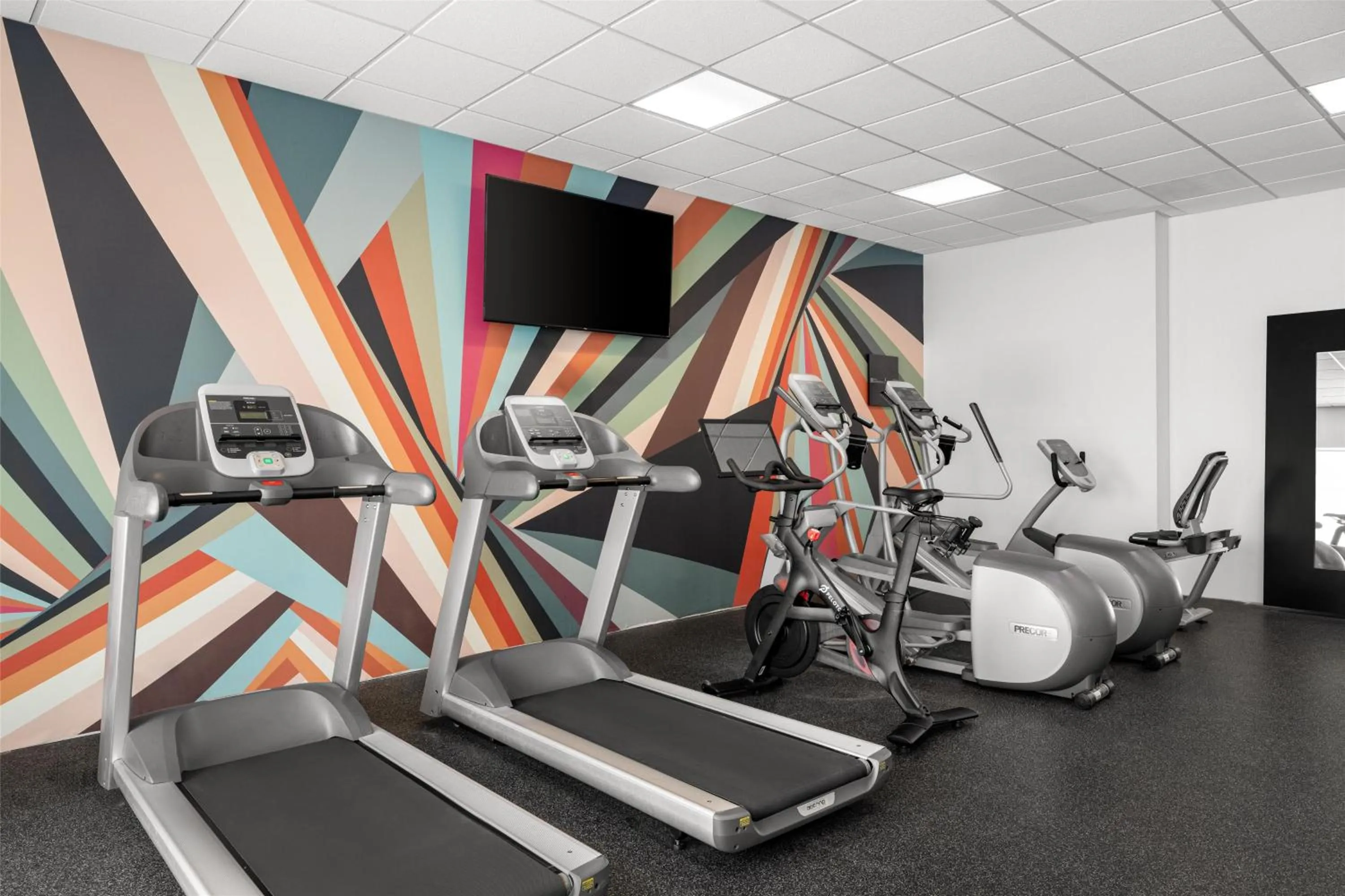 Fitness centre/facilities in Hilton Garden Inn Pascagoula