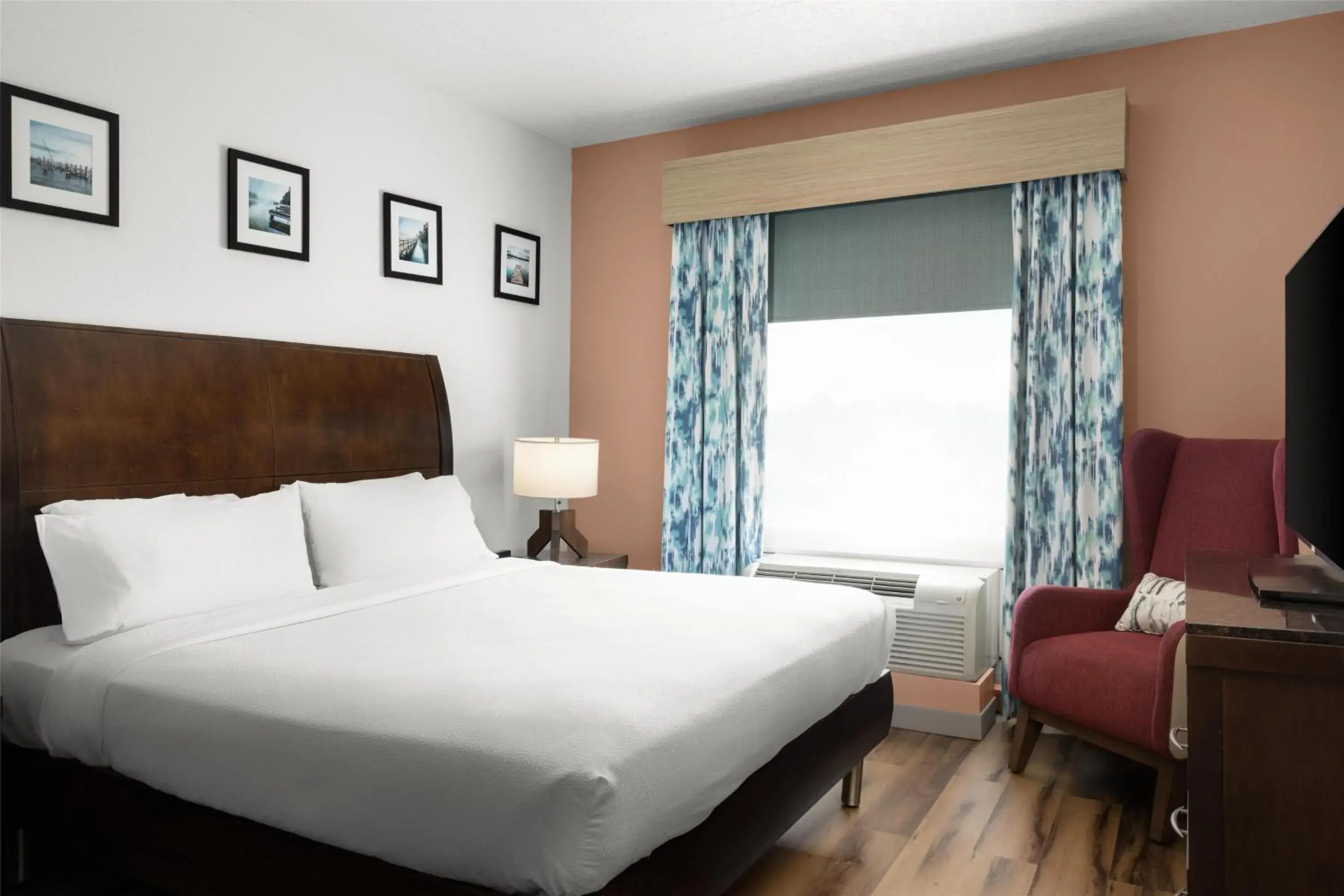 Bed in Hilton Garden Inn Pascagoula Bed in Hilton Garden Inn Pascagoula