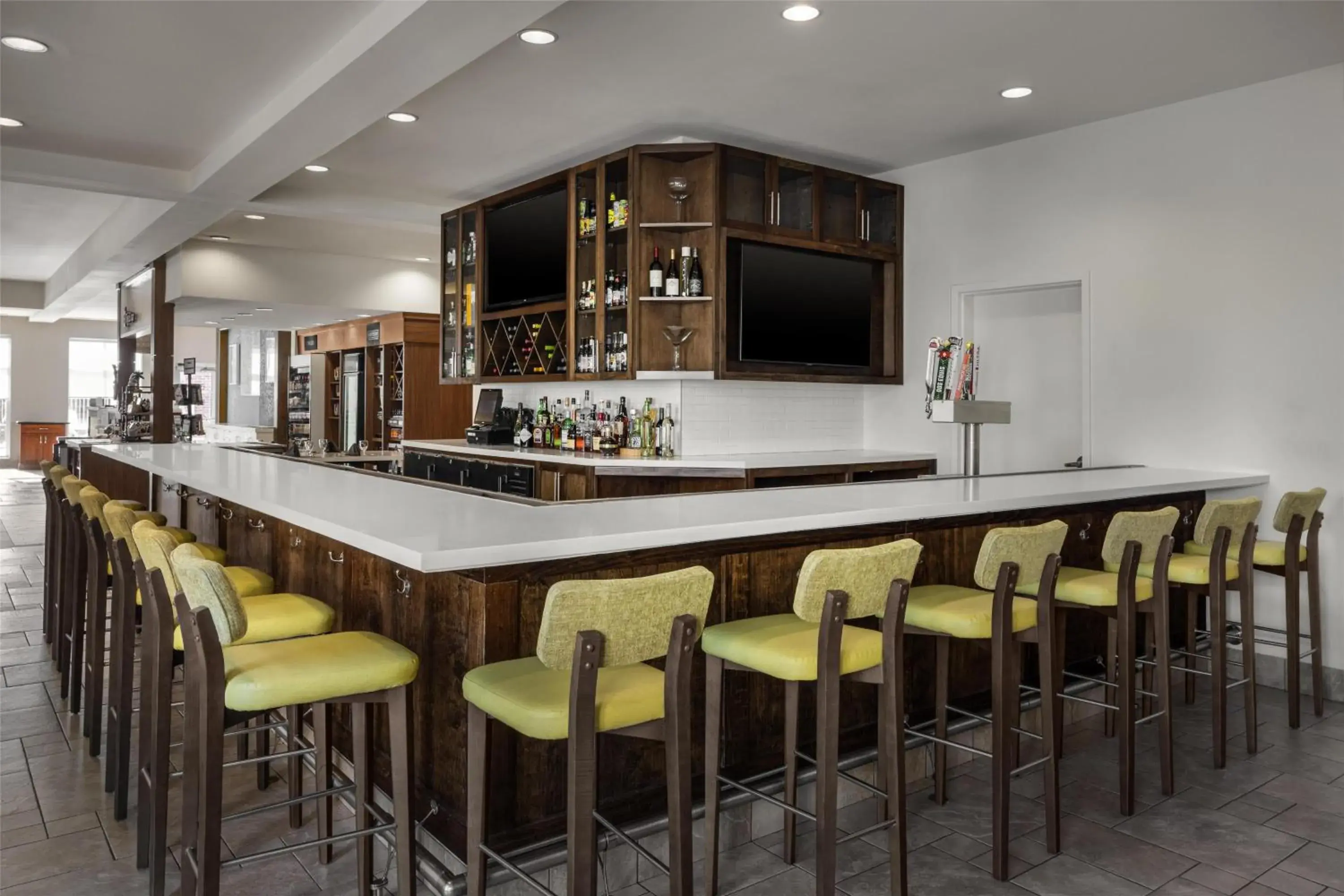 Lounge or bar in Hilton Garden Inn Pascagoula Lounge or bar in Hilton Garden Inn Pascagoula