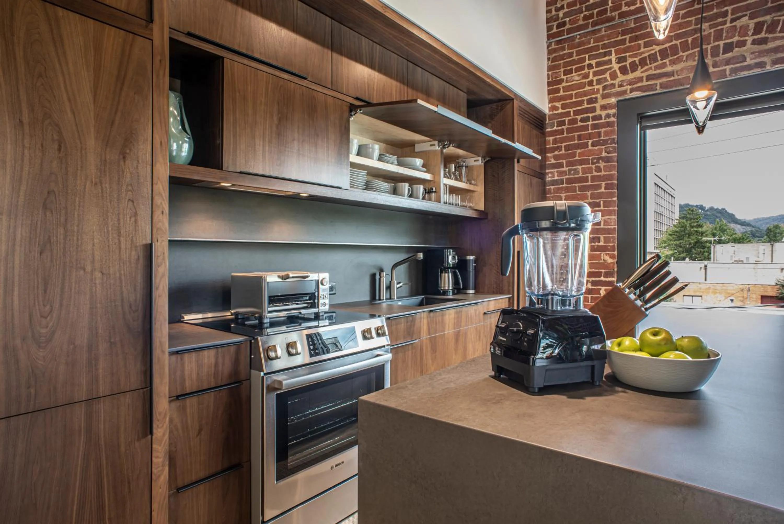 Coffee/tea facilities in Elevation Lofts Hotel