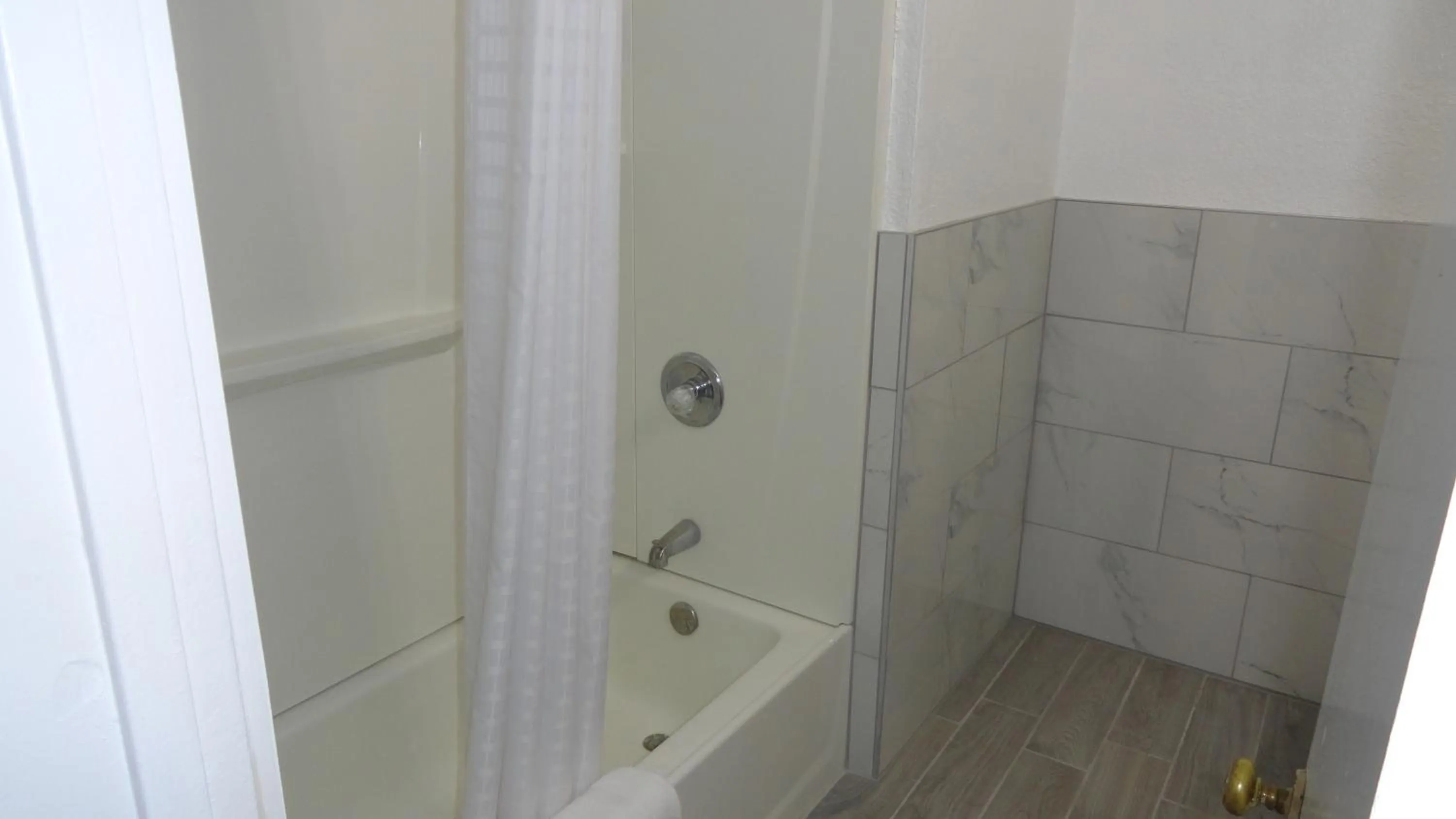 Bathroom in ECONOMY INN