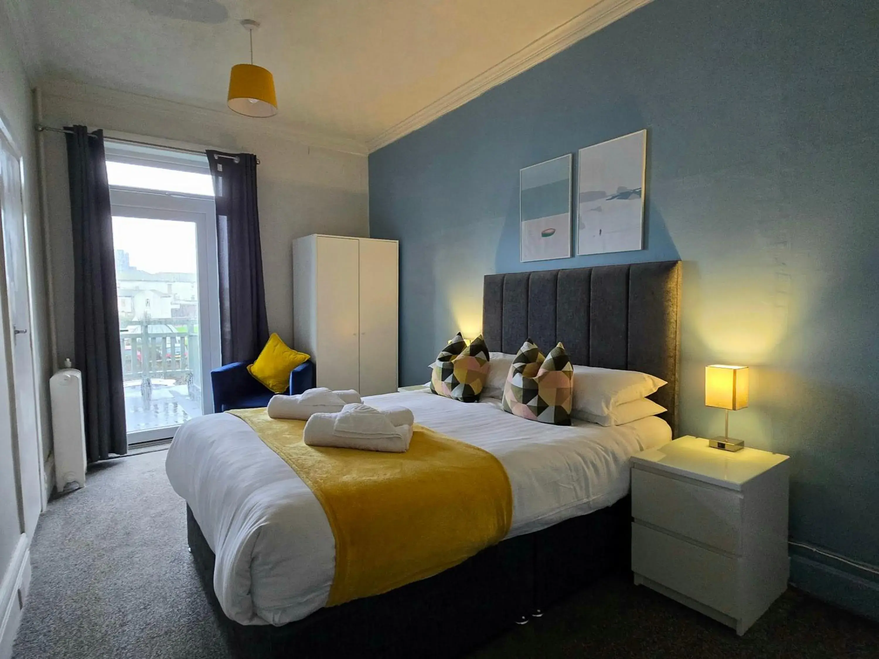 Double Room with Balcony in Beach Hotel Torbay B&B Double Room with Balcony in Beach Hotel Torbay B&B