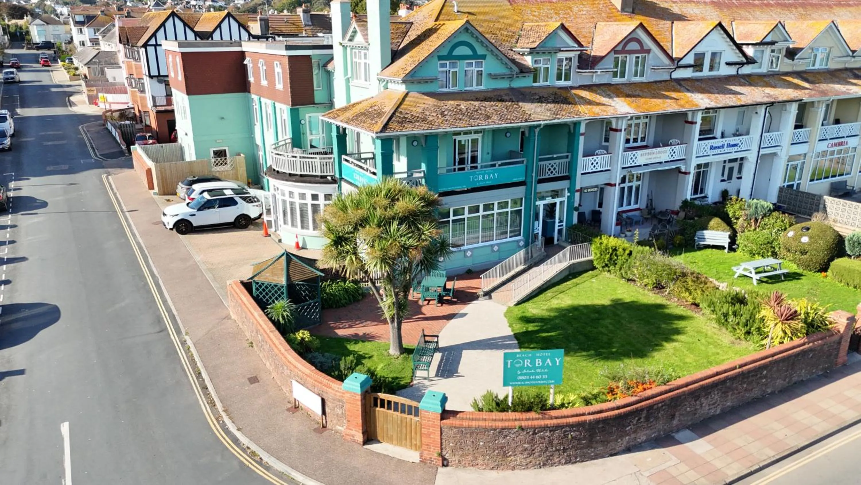 Property building in Beach Hotel Torbay B&B