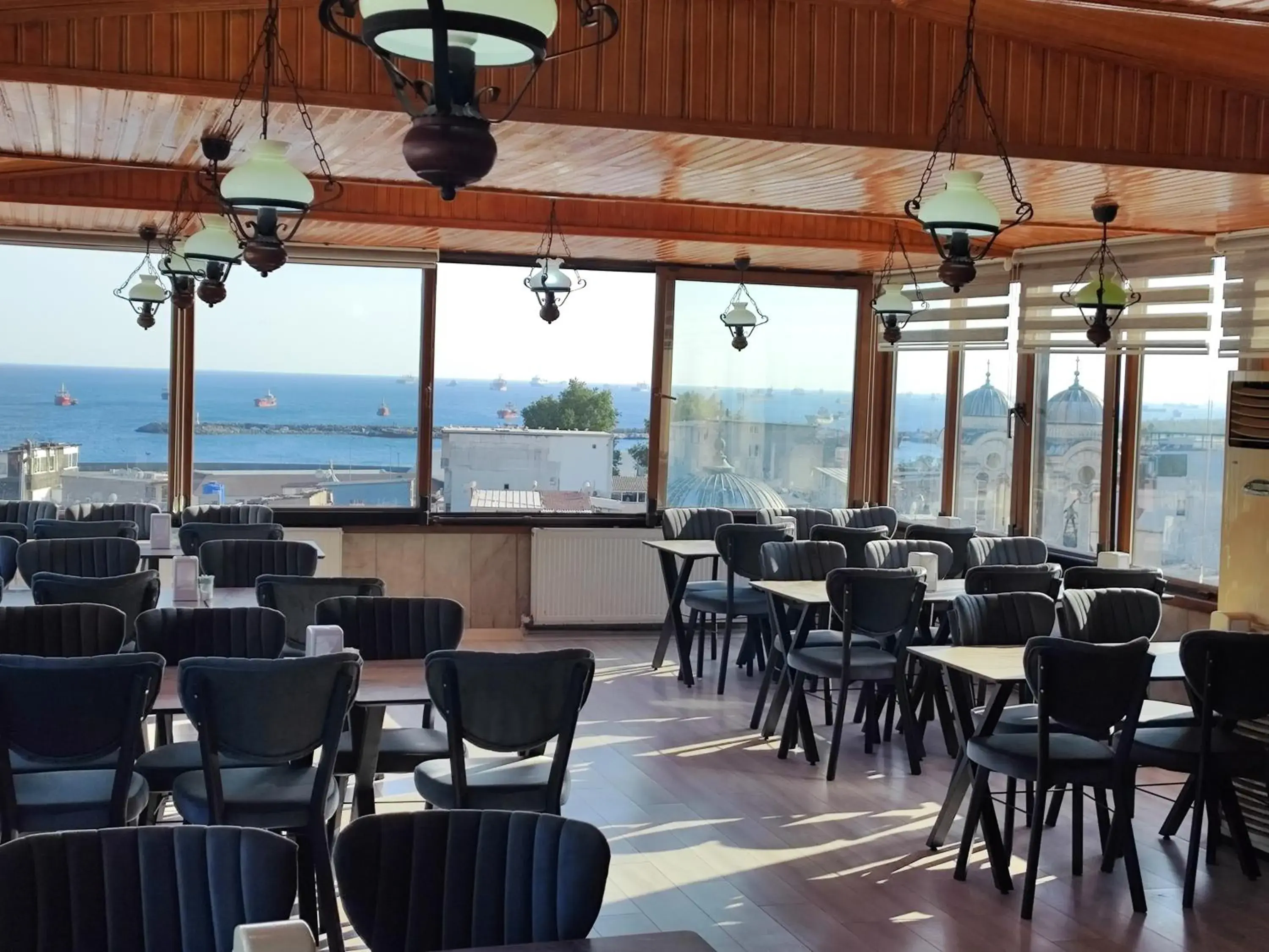 Grand Liza Hotel Grand Liza Hotel