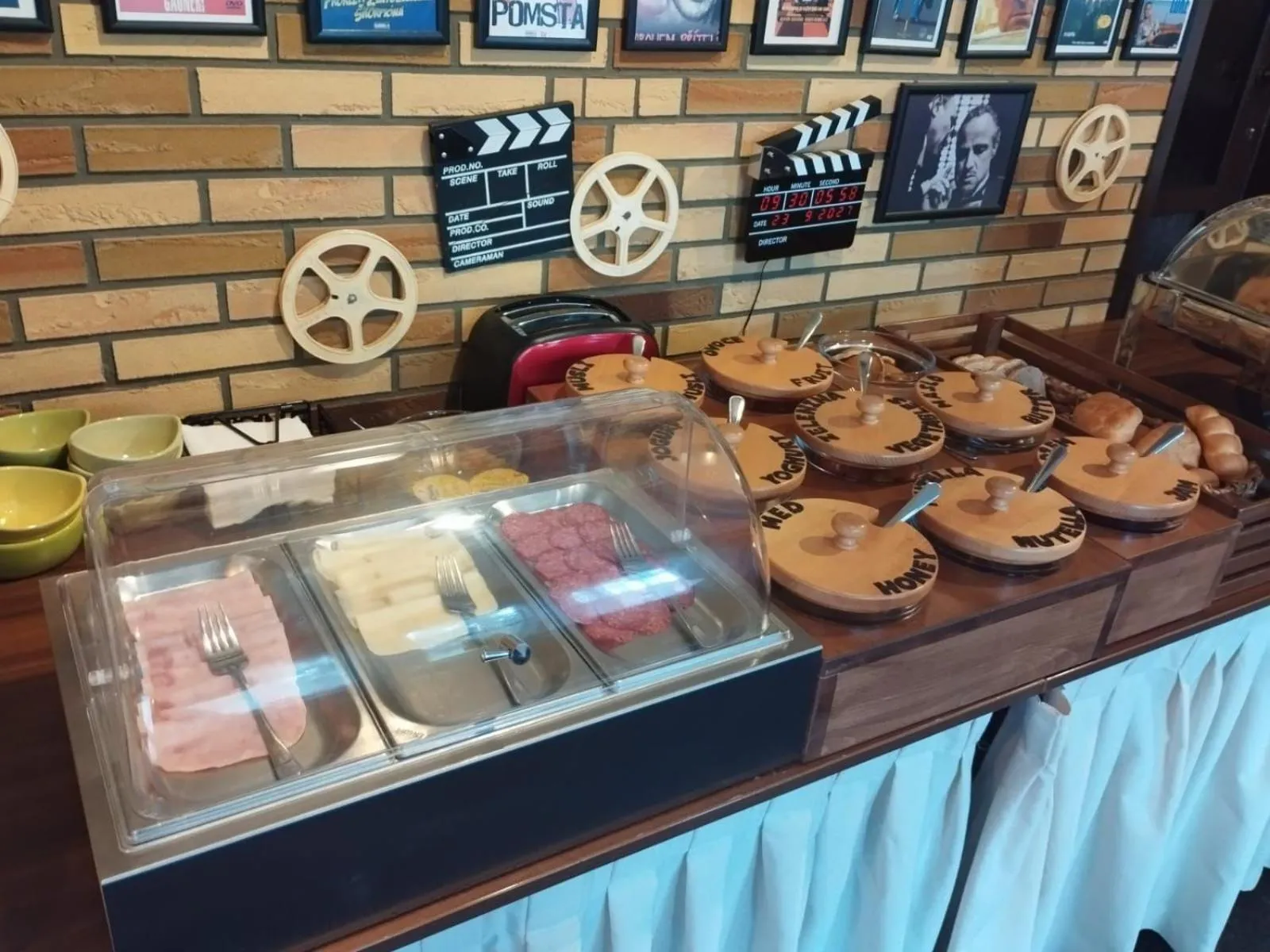 Breakfast in Hotel Alfa