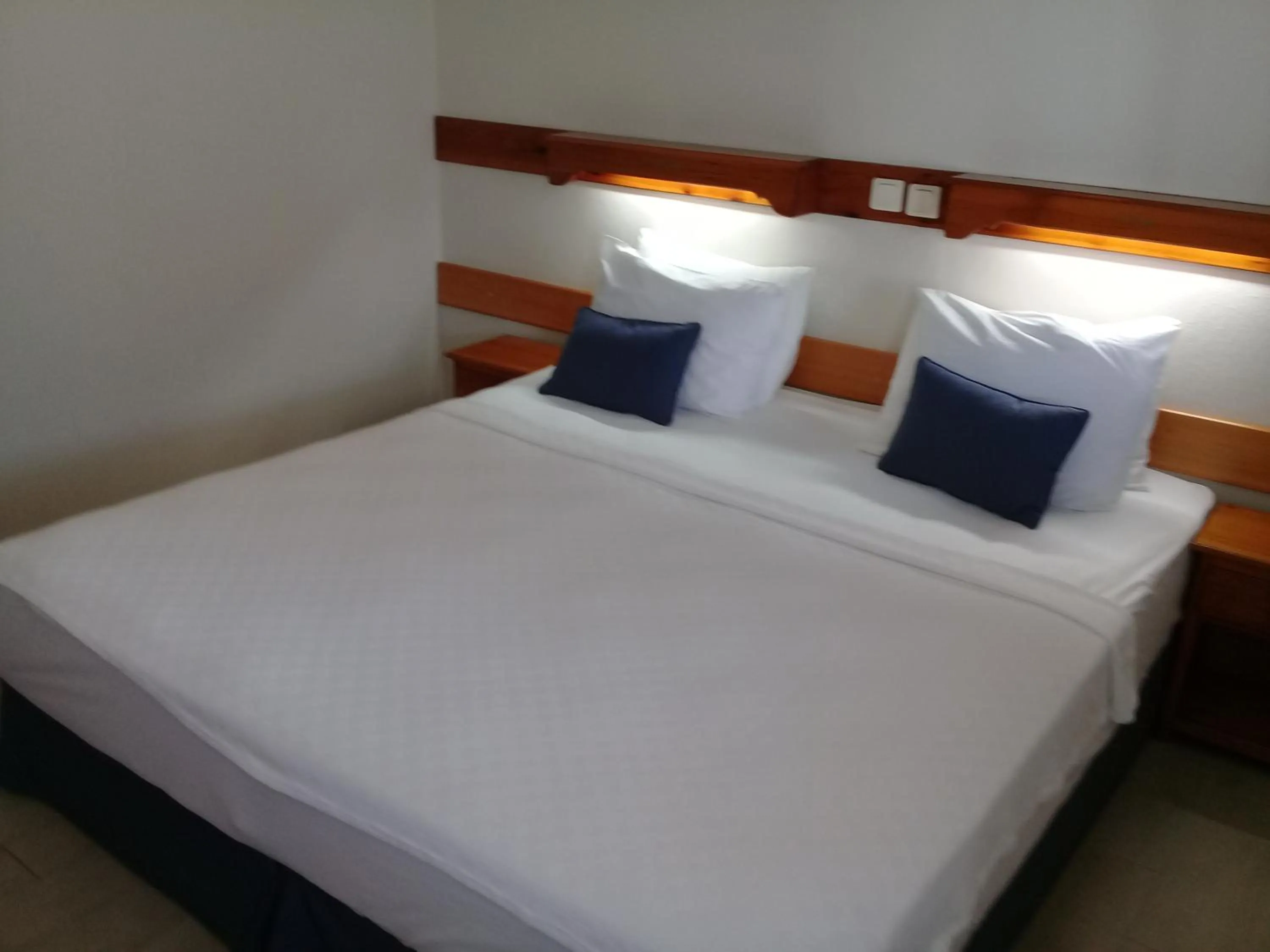 Bedroom, Bed in UzHan Beach Hotel