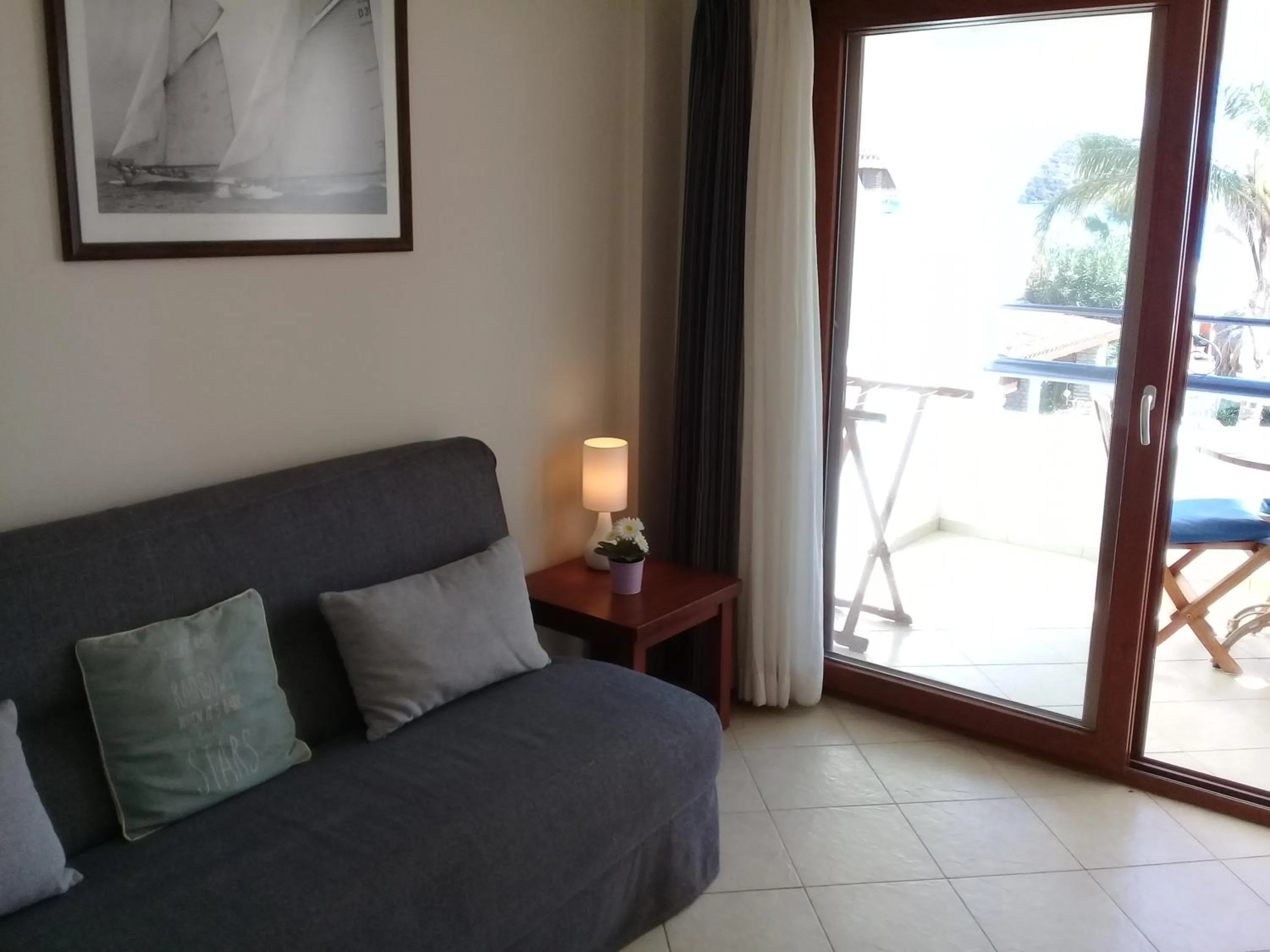 Living room in UzHan Beach Hotel