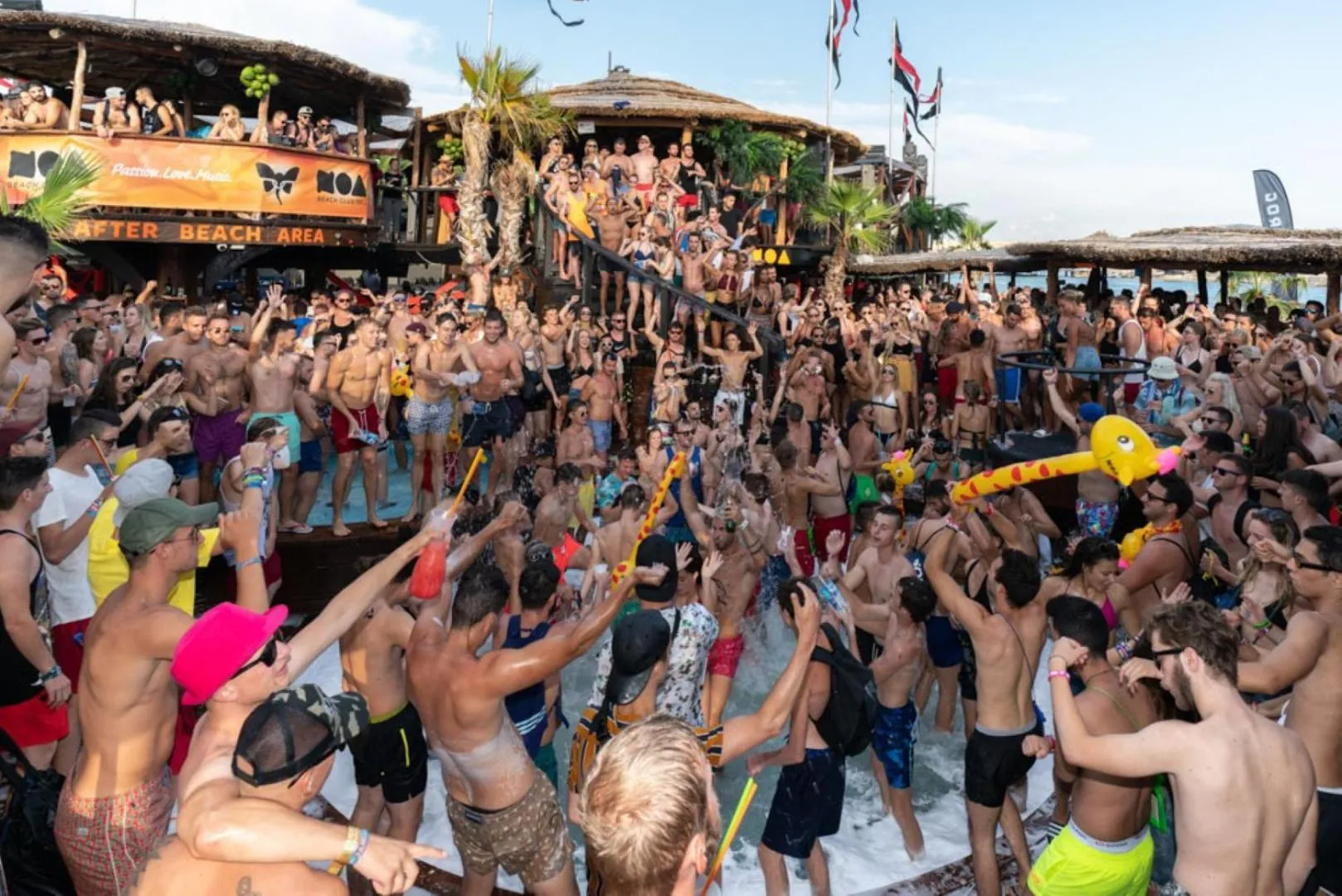 Neighbourhood in Apartments in city center Ventus