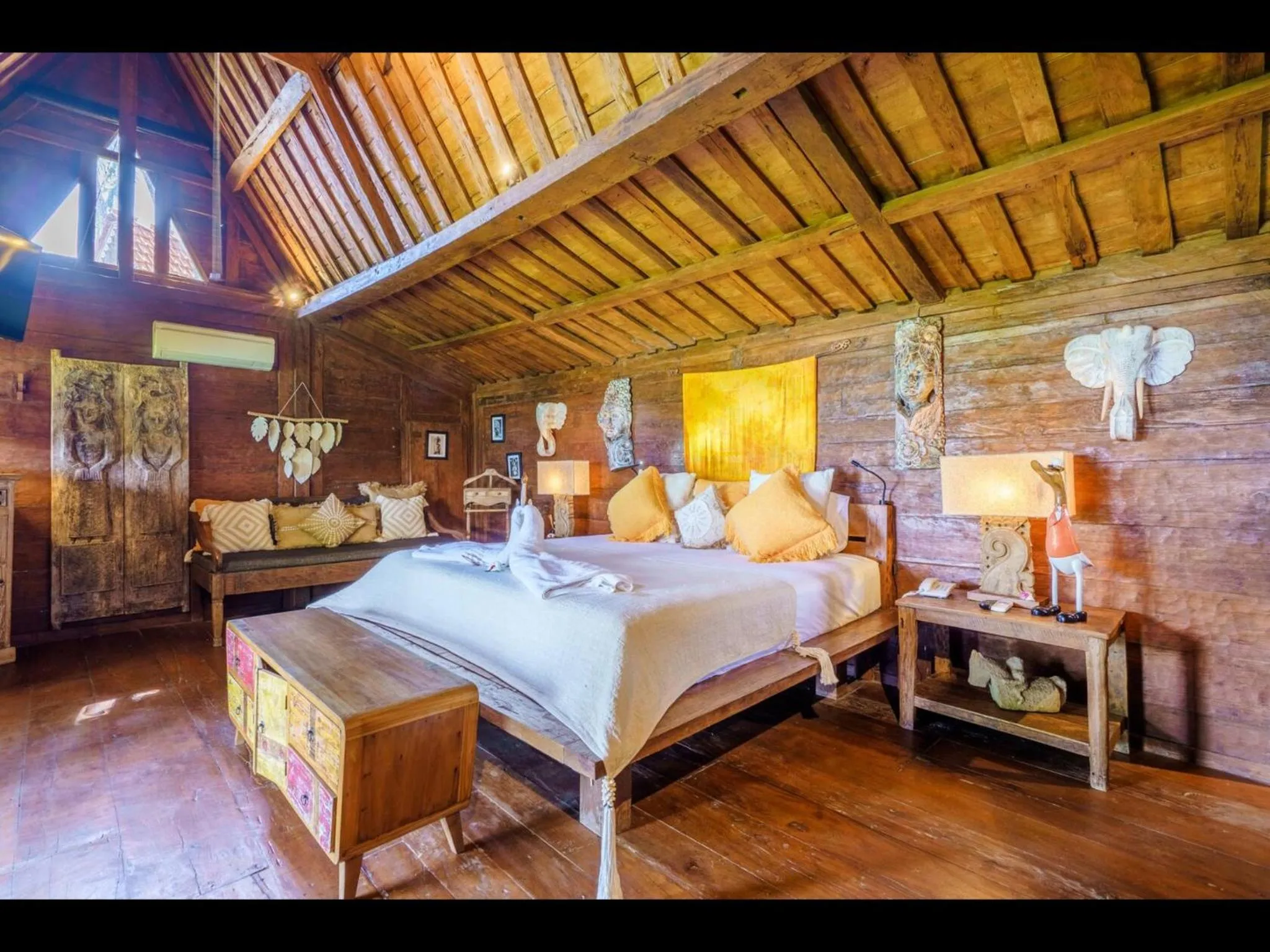 Bedroom, Bed in Louka Beach Bali