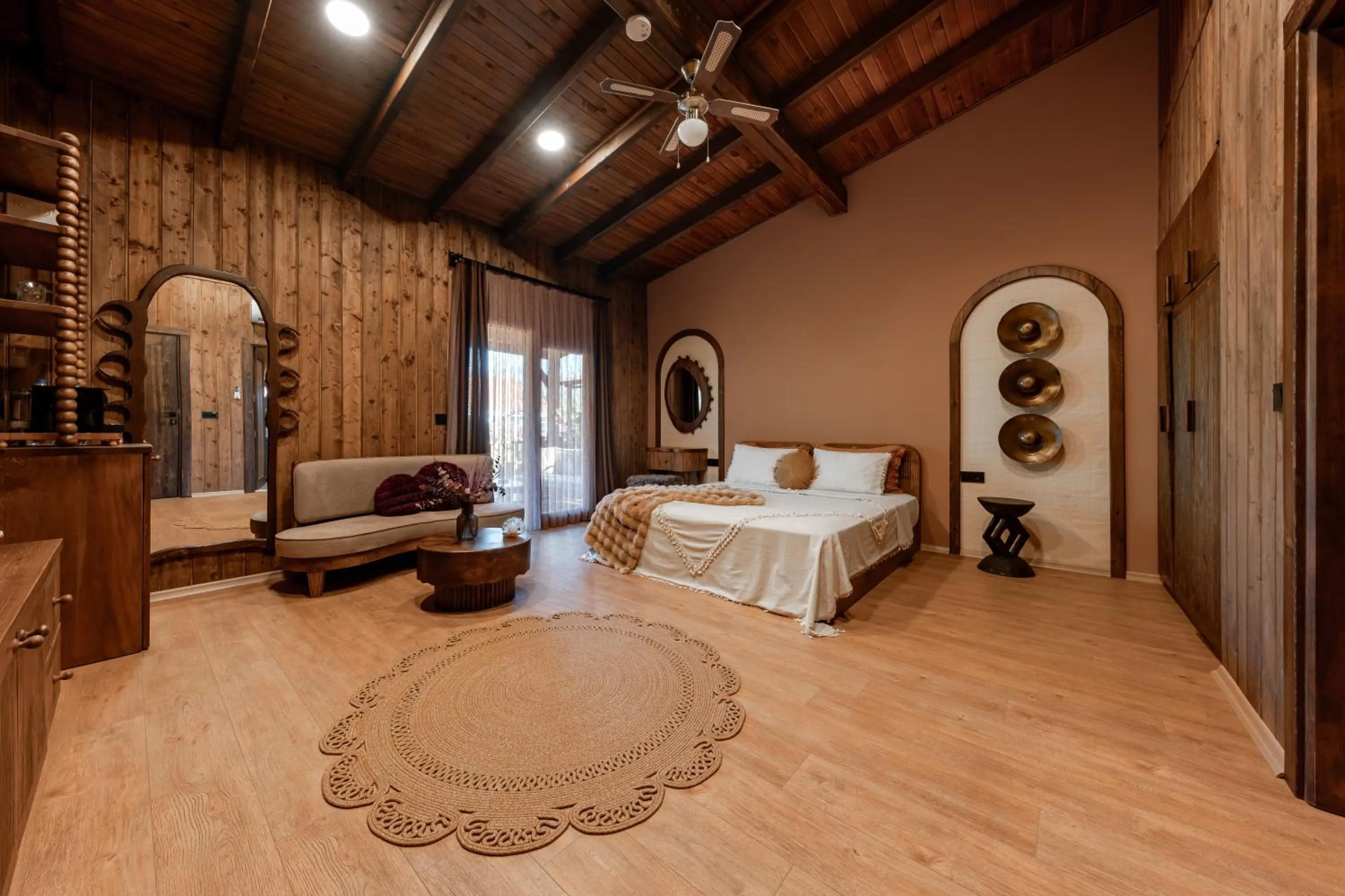Photo of the whole room, Bed in Naturelife Bungalows & SPA