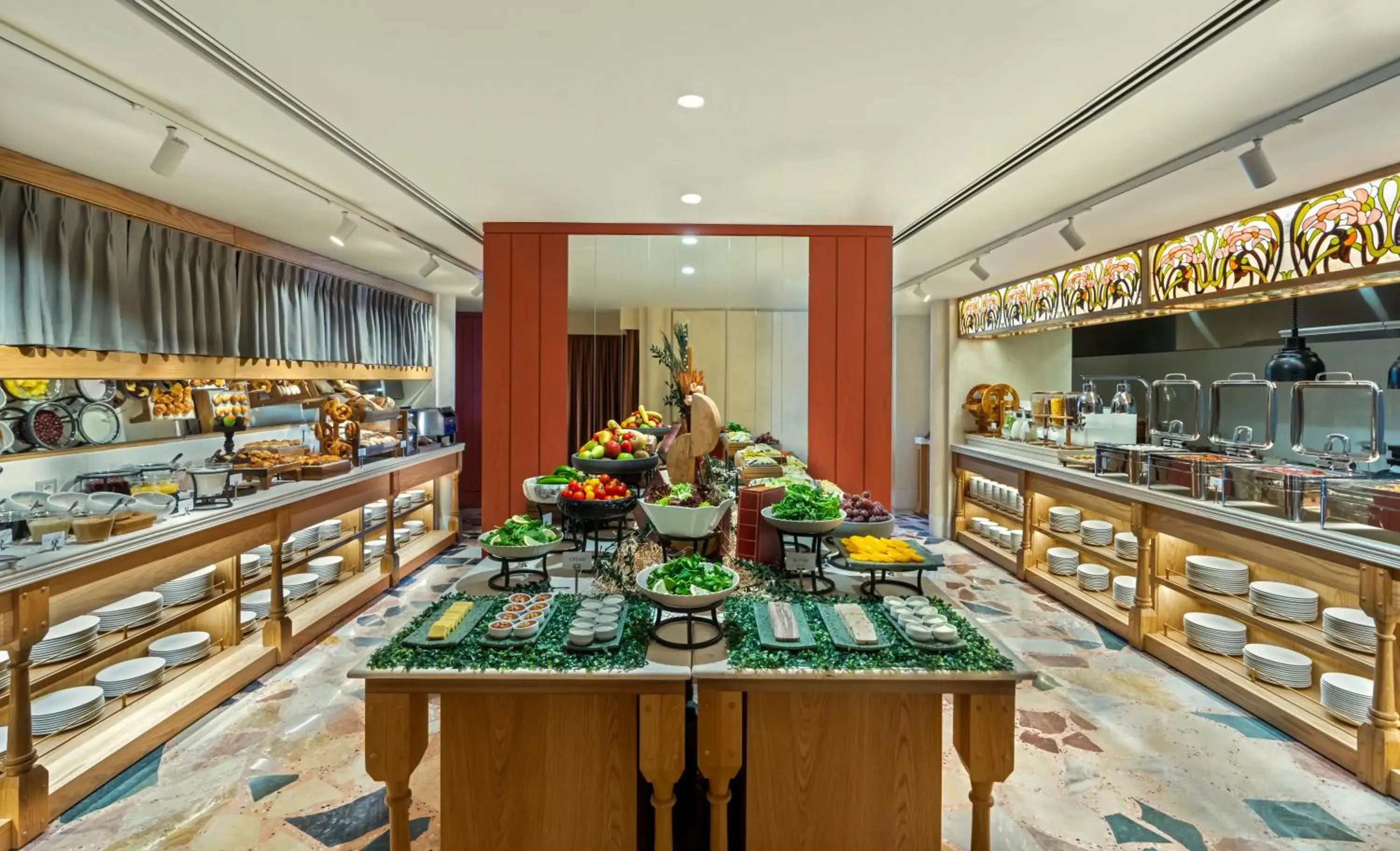 Breakfast in Crowne Plaza Istanbul - Ortakoy Bosphorus by IHG Breakfast in Crowne Plaza Istanbul - Ortakoy Bosphorus by IHG