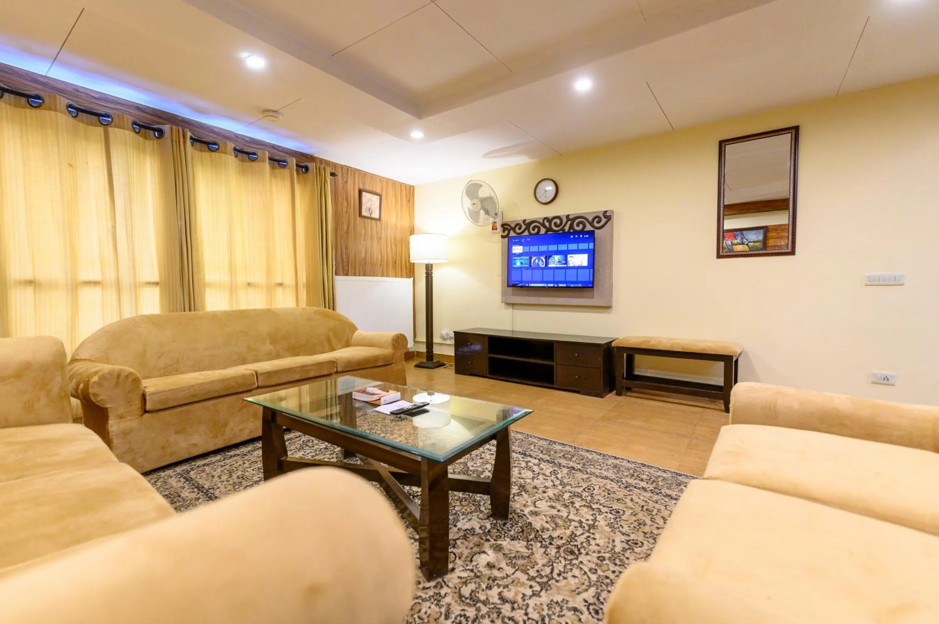 Lobby or reception in Hotel One Bhurban