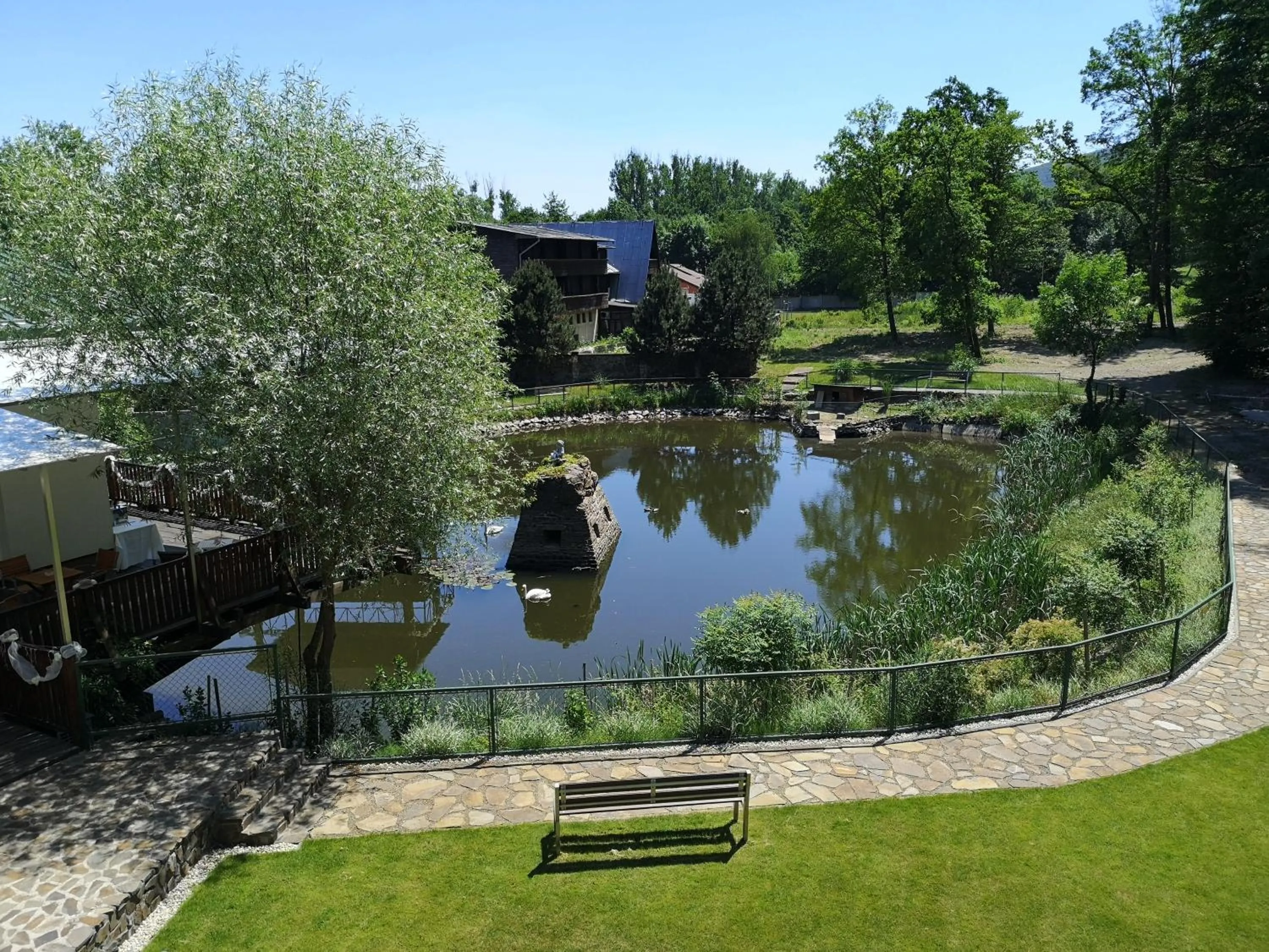 Garden view in Hotel Biele Studničky Dargov